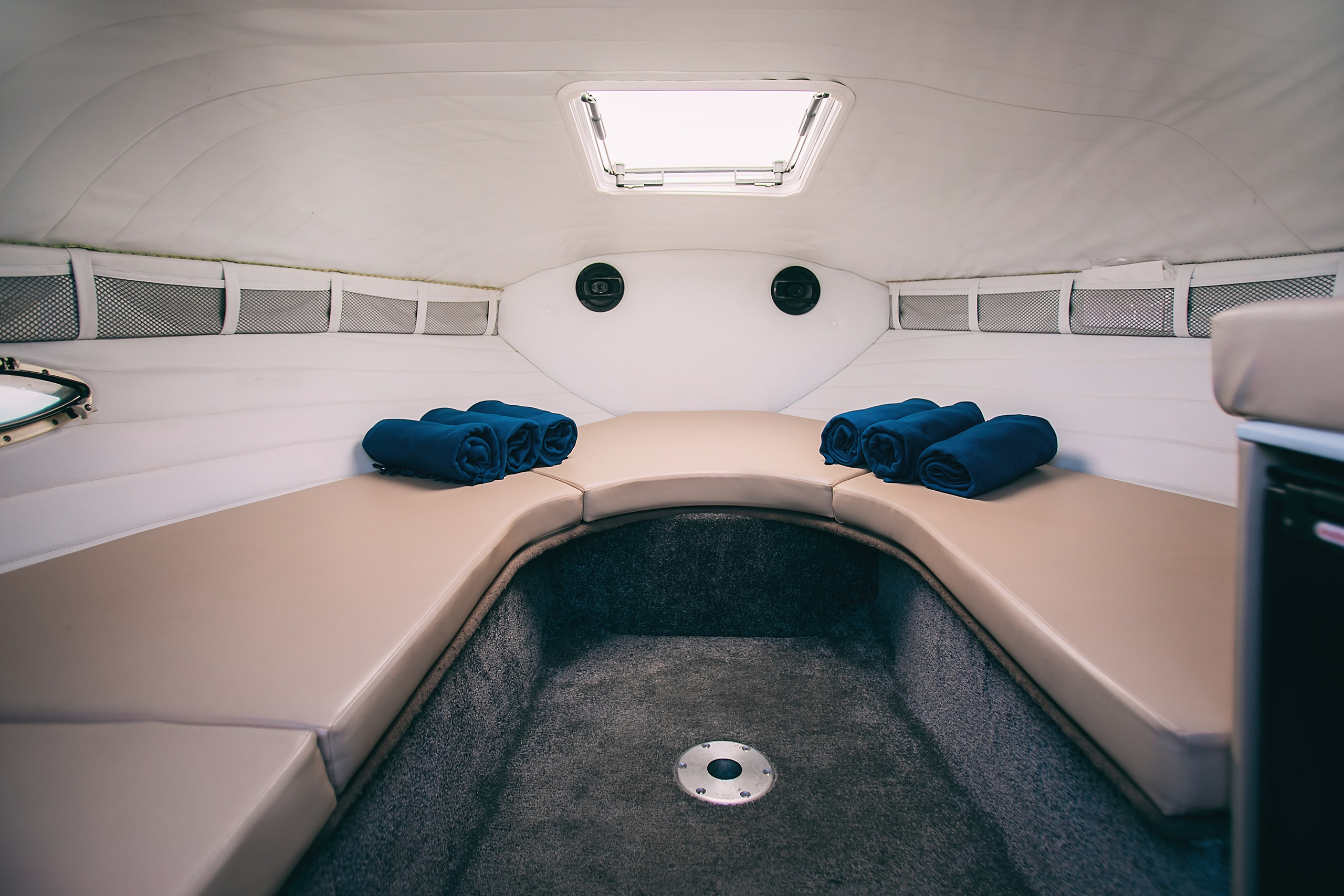 Катер «Боливар». SPB Rent Boats|аренда катеров и теплоходов