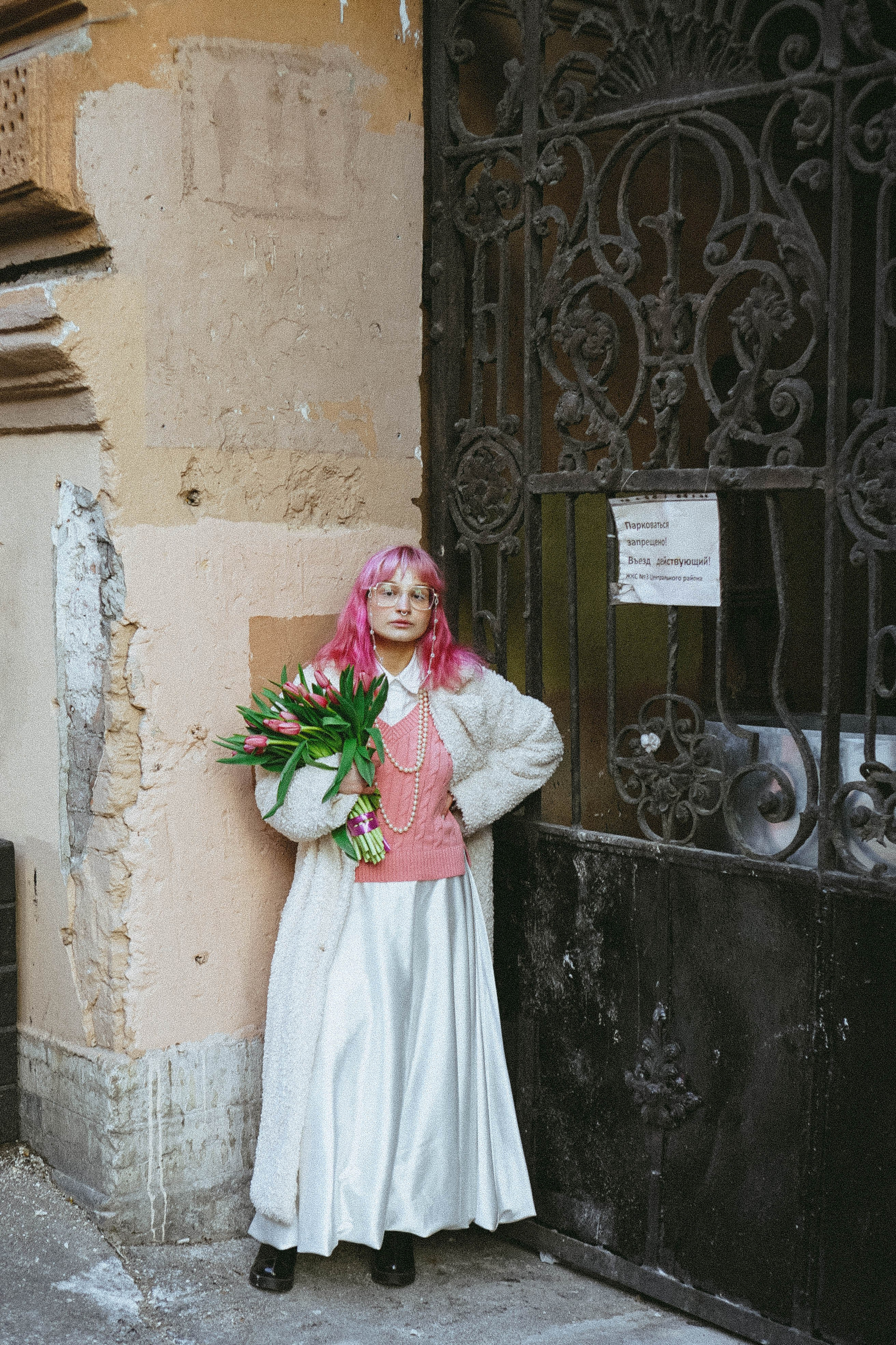 Прогулочная фотосессия с тюльпанами. Профессиональный фотограф, Санкт-Петербург — Виктория Богомолова