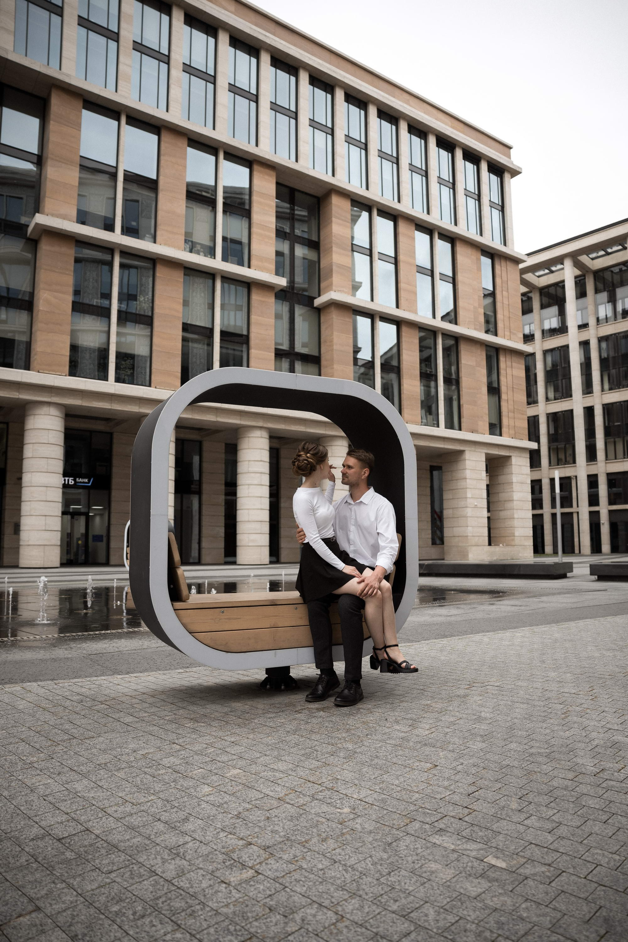 Лавстори в городе. Свадебный фотограф Игорь Брундасов 8PHOTO на свадьбу венчание загс СПб