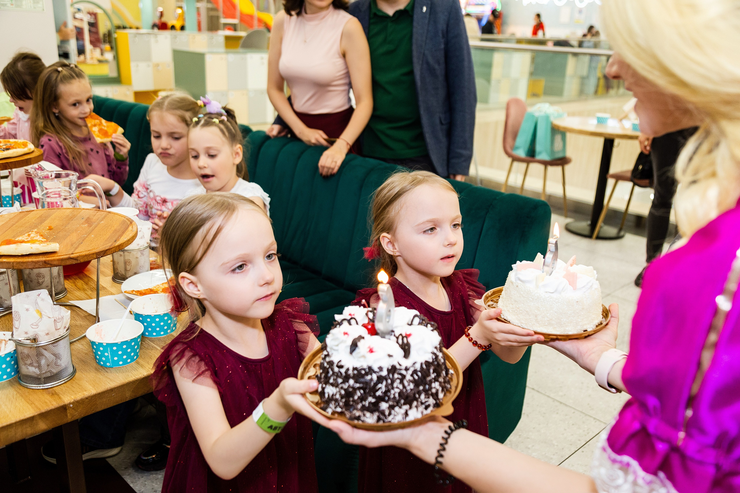 Лиде и Лизе 6 лет. Детский фотограф видеограф в Хабаровске Михаил Орлов