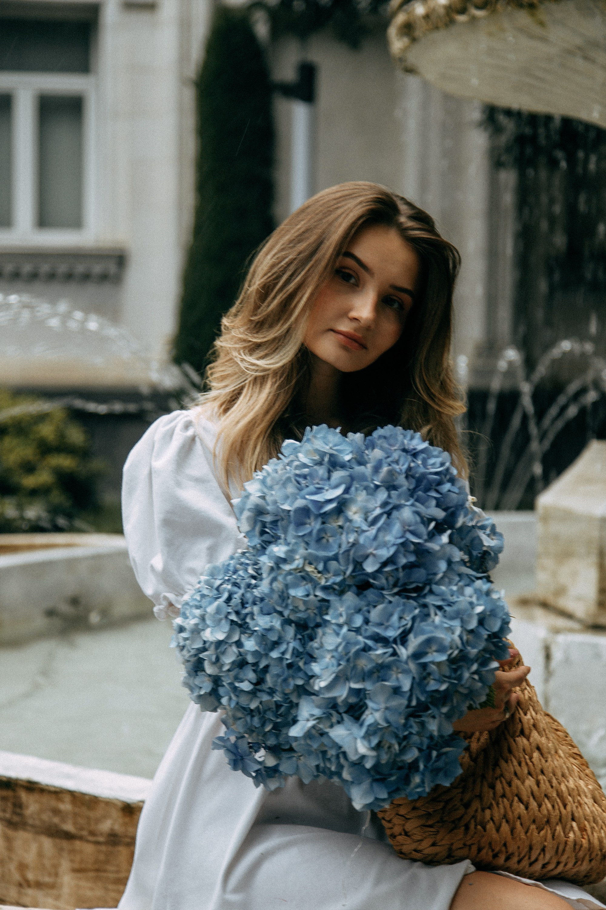 Фотосессия с гортензиями в Батуми