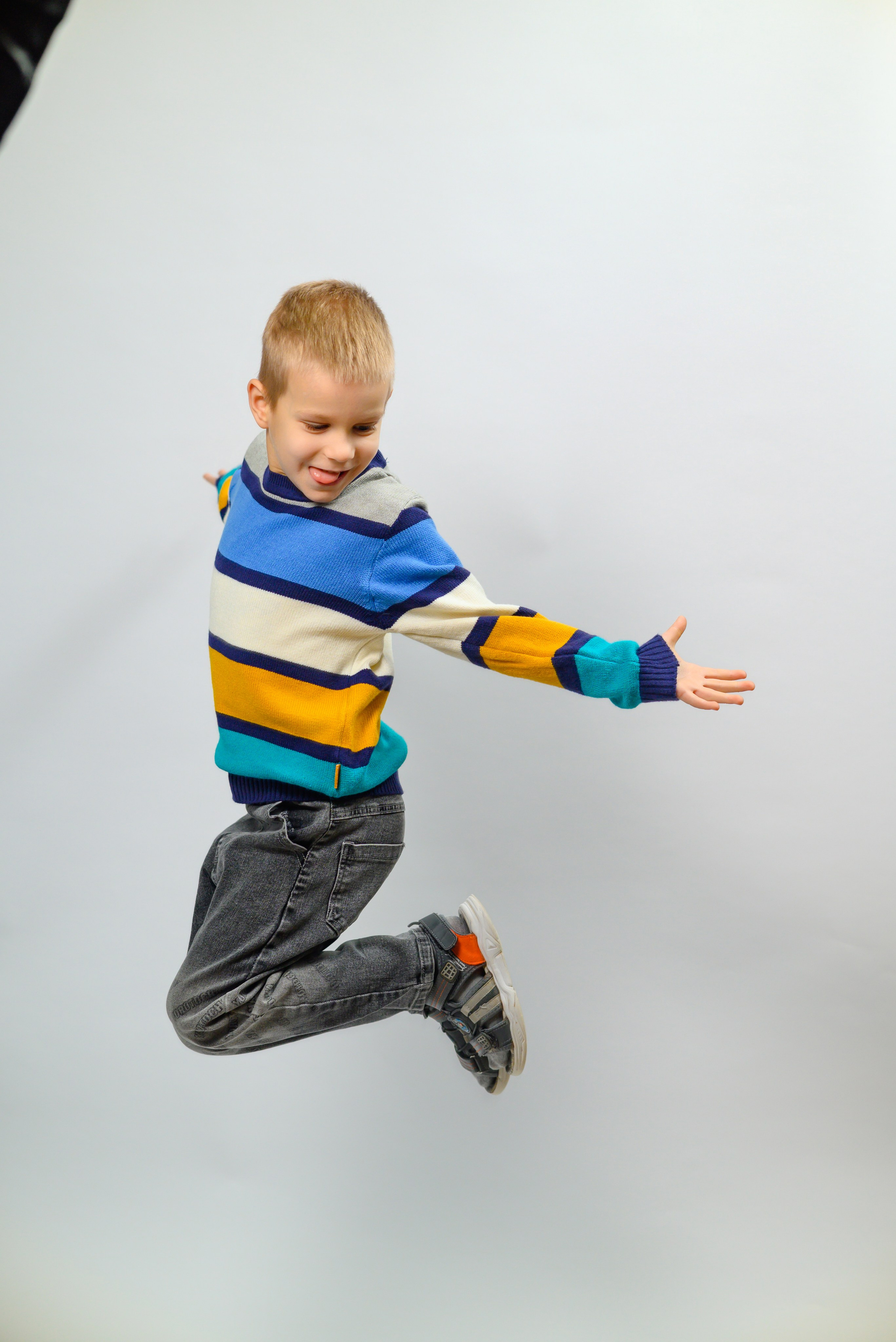 Альбомы для выпускников 1 4 9 11 классов. Выпускные альбомы в Туле и Тульской области для школ и детских садов