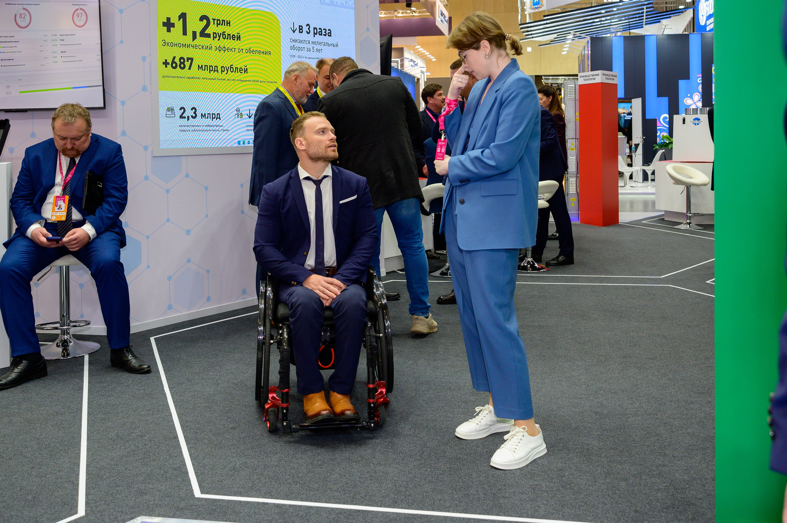 BigindustrialweekBelarus. Фотоуслуги, услуги фотографа, фотографирование важных событий