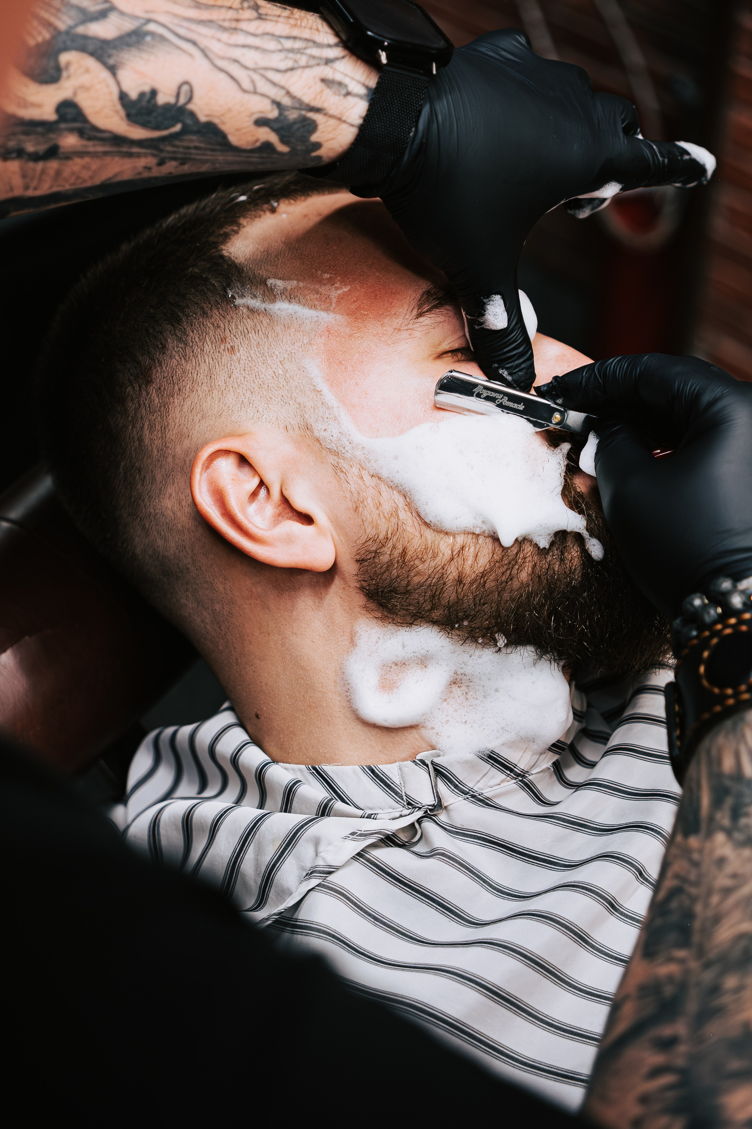 Контент-съемка барбершоп OLDBOY. Коммерческий и Портретный Фотограф Симферополь Крым Максим Махо