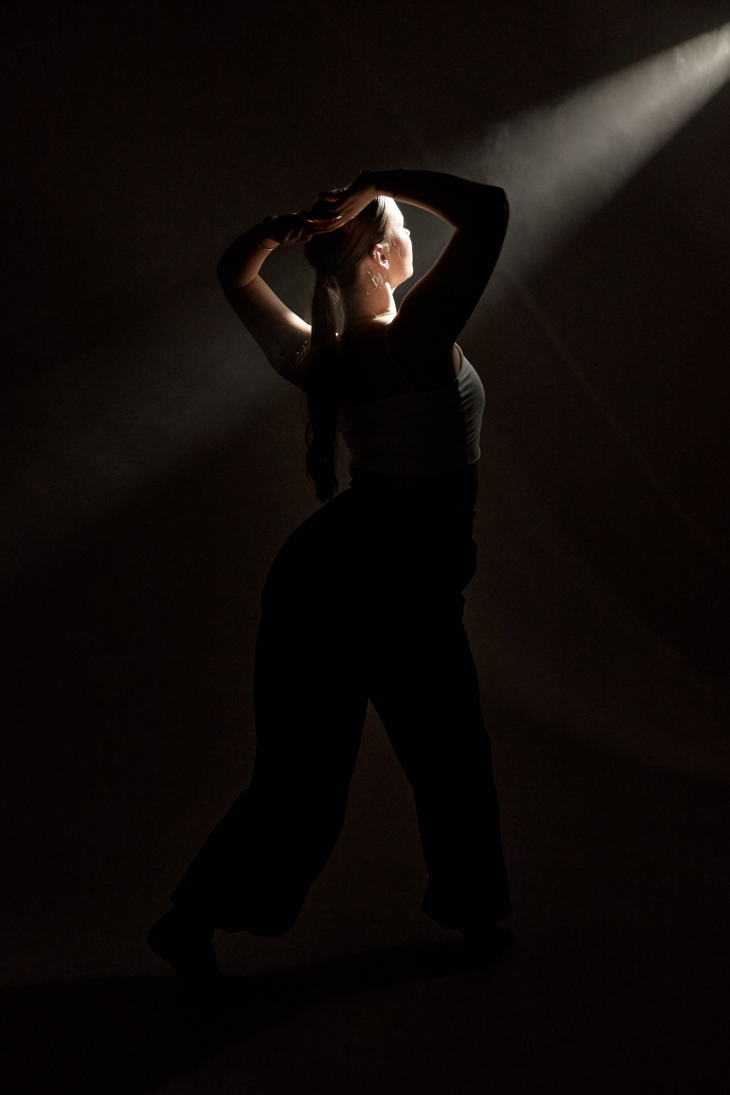 Танец. Фотограф Алексей Яковлев