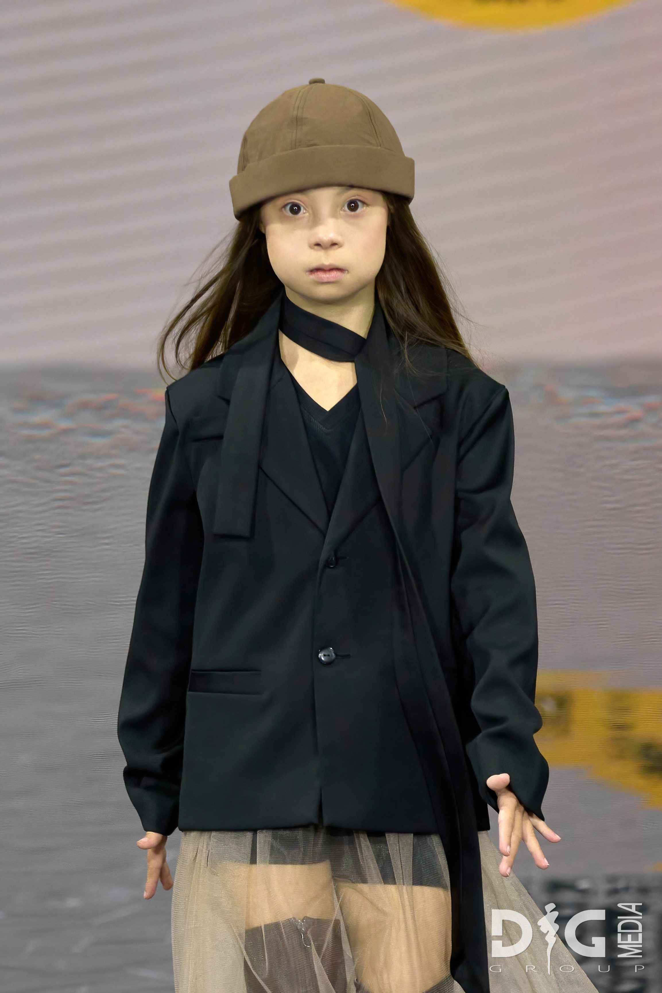 Yasno | skoreidobrei | SOCHI FASHION WEEK | 2025. DG MEDIA GROUP | Контент для модных показов и концертов