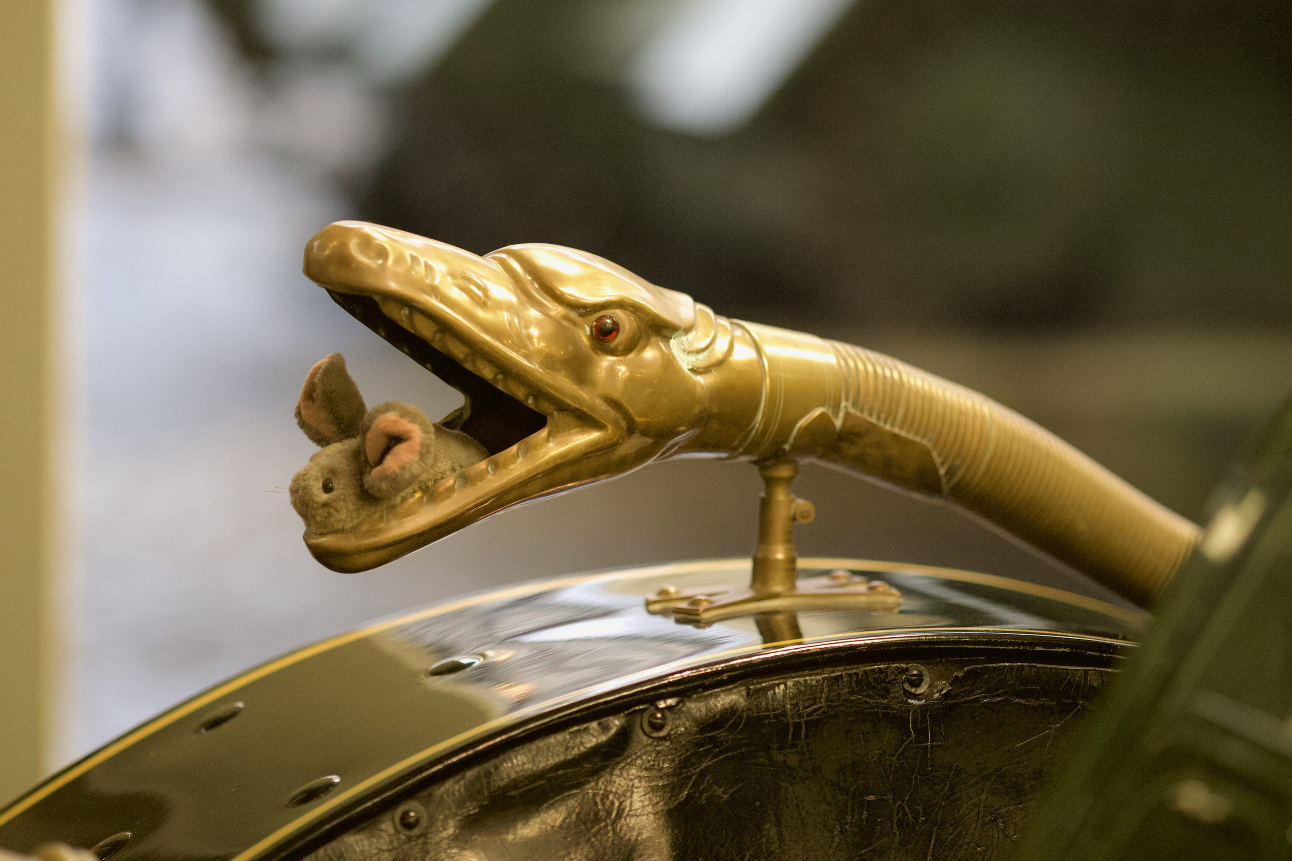 Музей Техники Вадима Задорожного. Школьные выпускные альбомы в Москве Марина Николаева