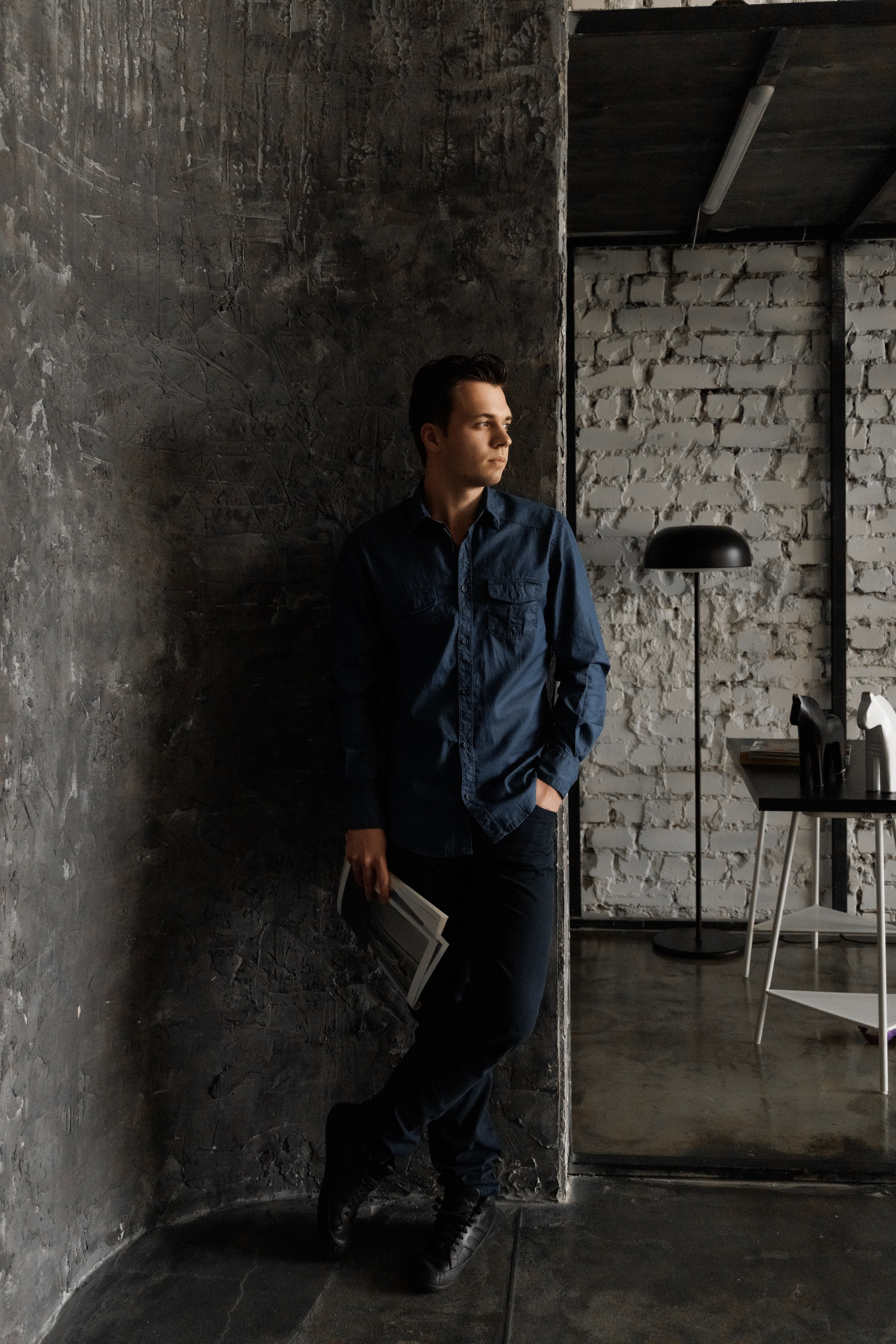 Фотосессия для Леонида. Женский и мужской фотограф в Нижнем Новгороде Наталья Латыпова. Портреты в низком ключе