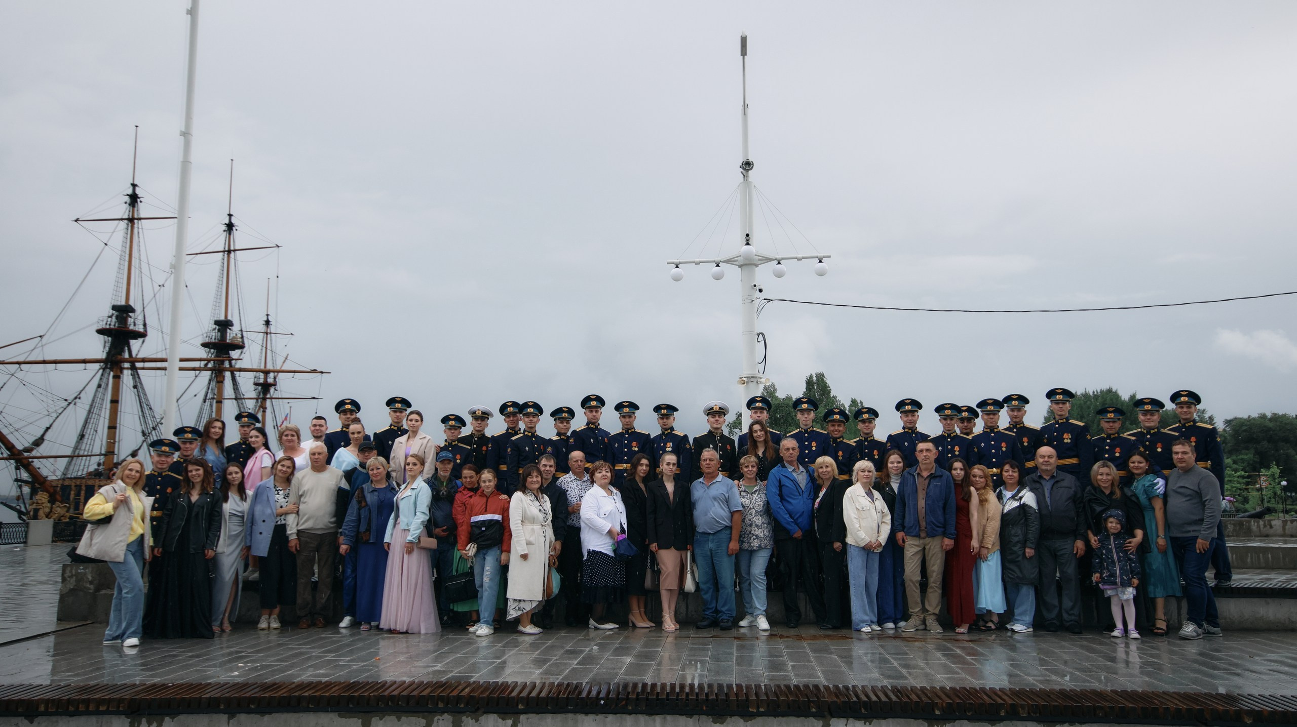 Выпуск Военно Воздушной Академии. Свадебный и репортажный фотограф Дмитрий Кононенко
