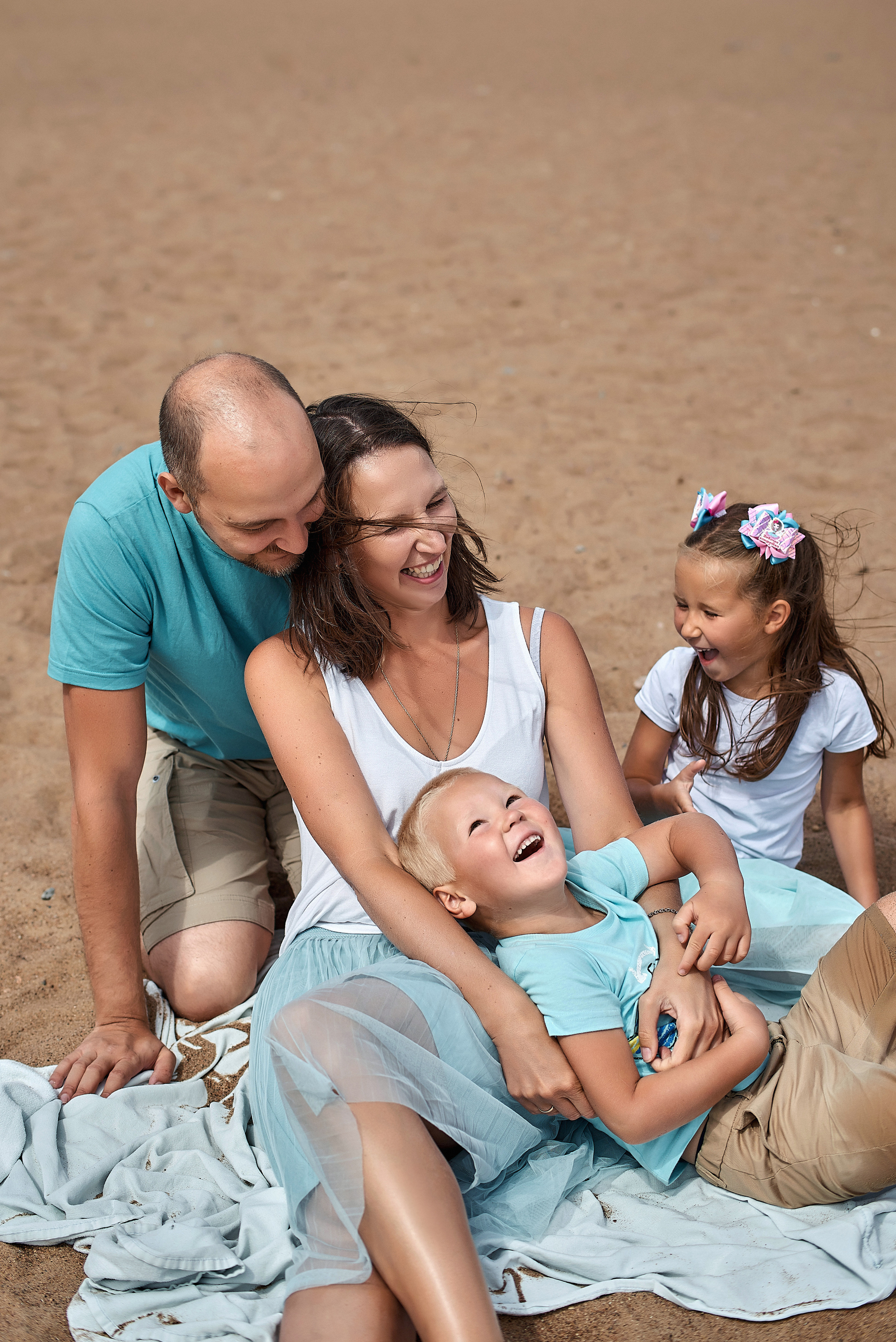 Семейная фотосессия на природе. Семейный и детский фотограф Катерина Рожкова