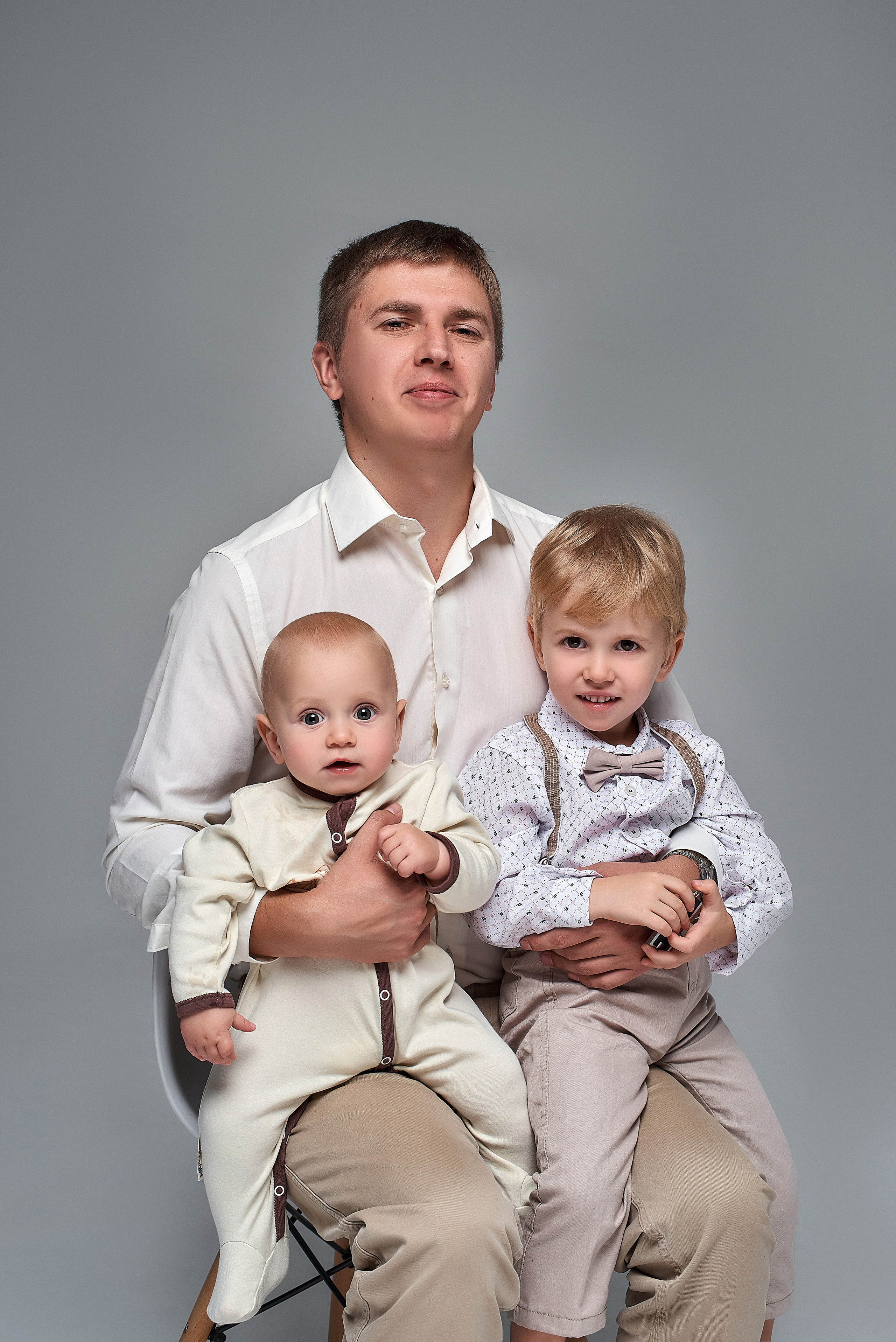 Семейная фотосессия в студии / дома. Семейный и детский фотограф Катерина Рожкова