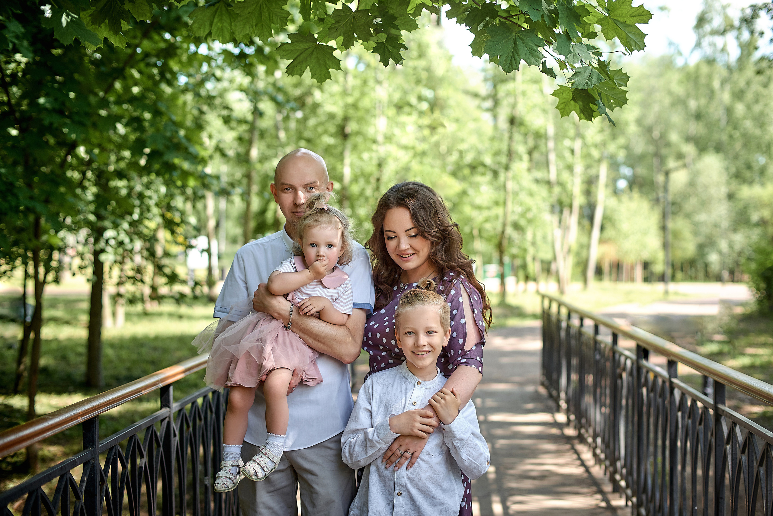 Семейная фотосессия на природе. Семейный и детский фотограф Катерина Рожкова
