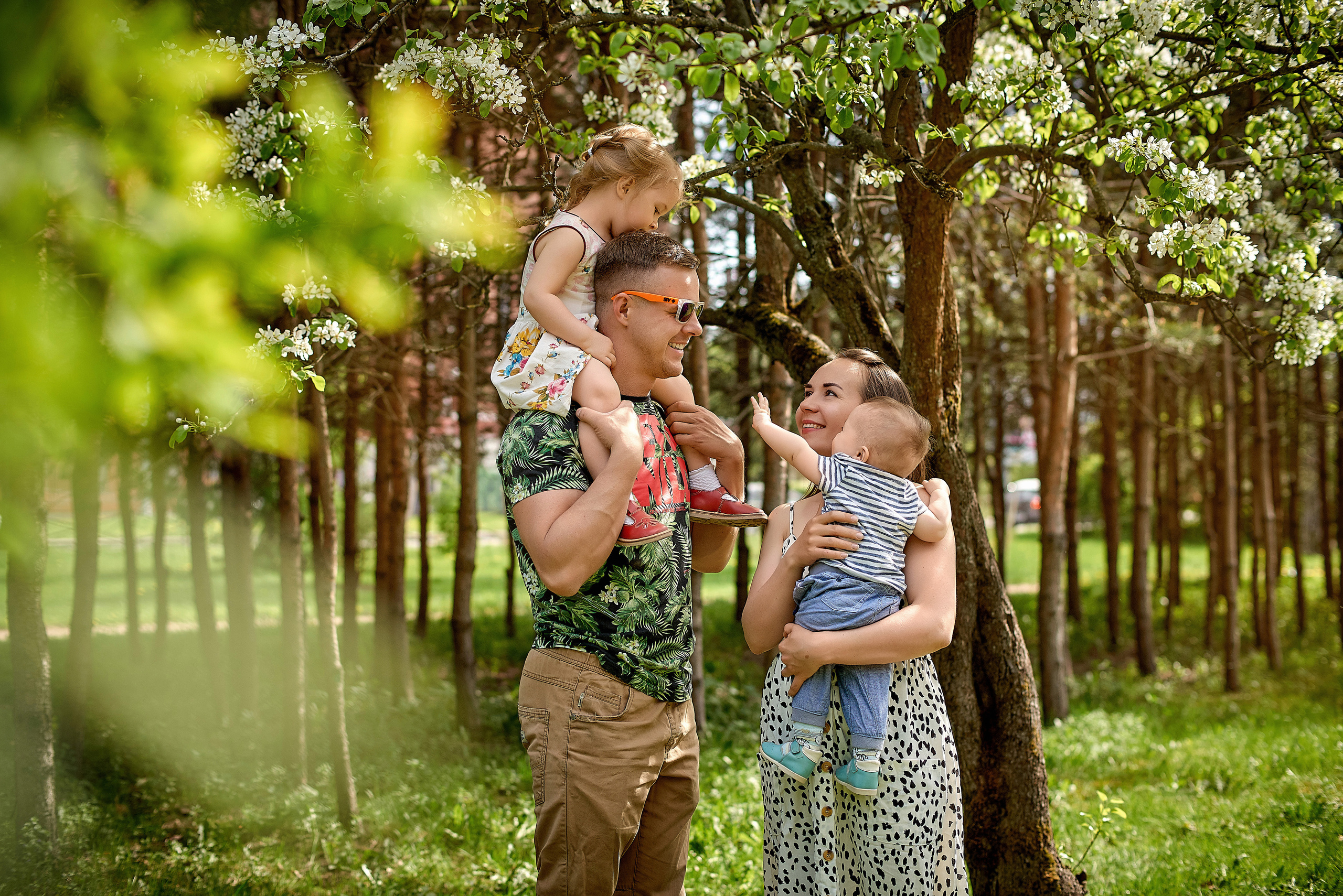 Семейная фотосессия на природе. Семейный и детский фотограф Катерина Рожкова