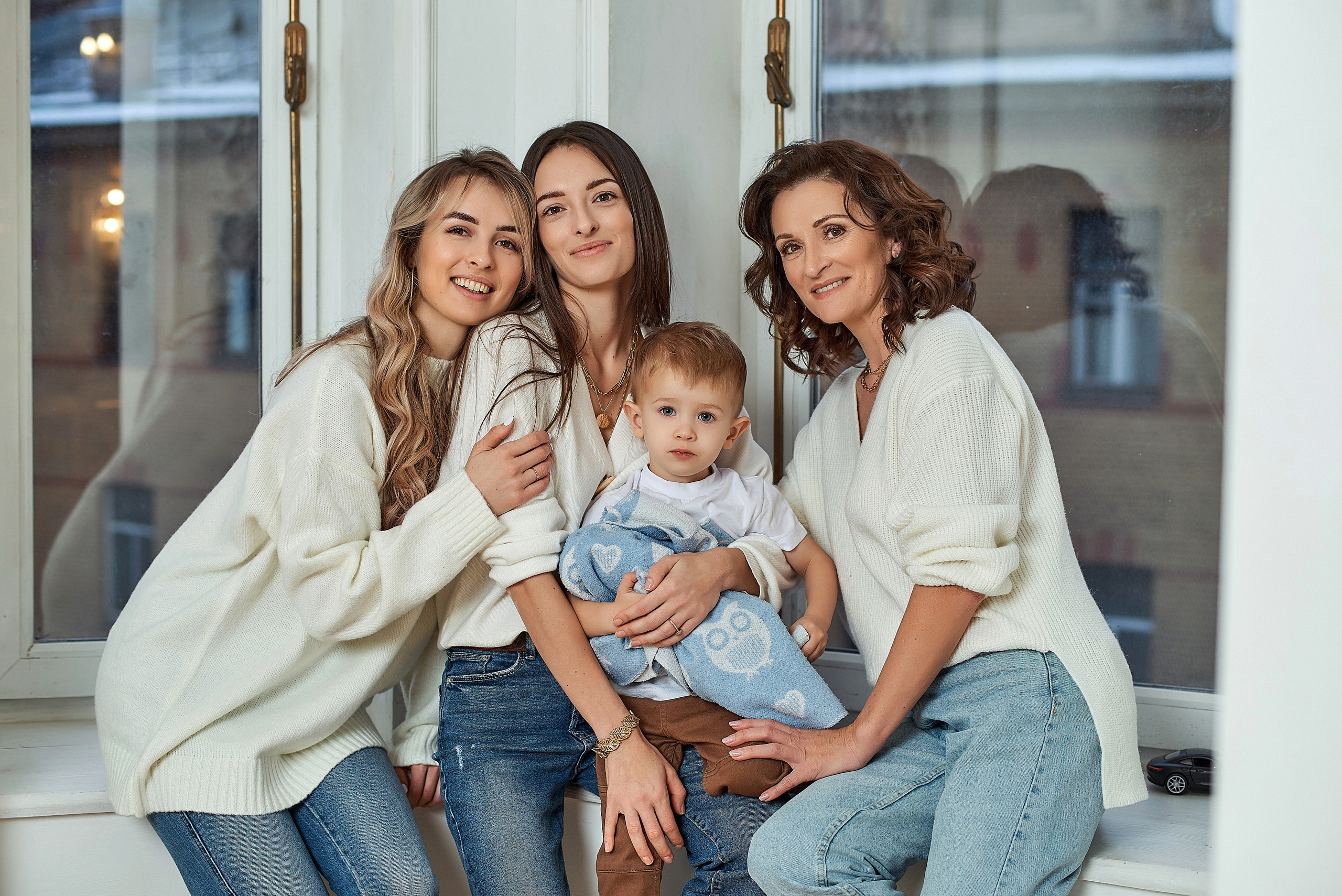 Семейная фотосессия в студии / дома. Семейный и детский фотограф Катерина Рожкова