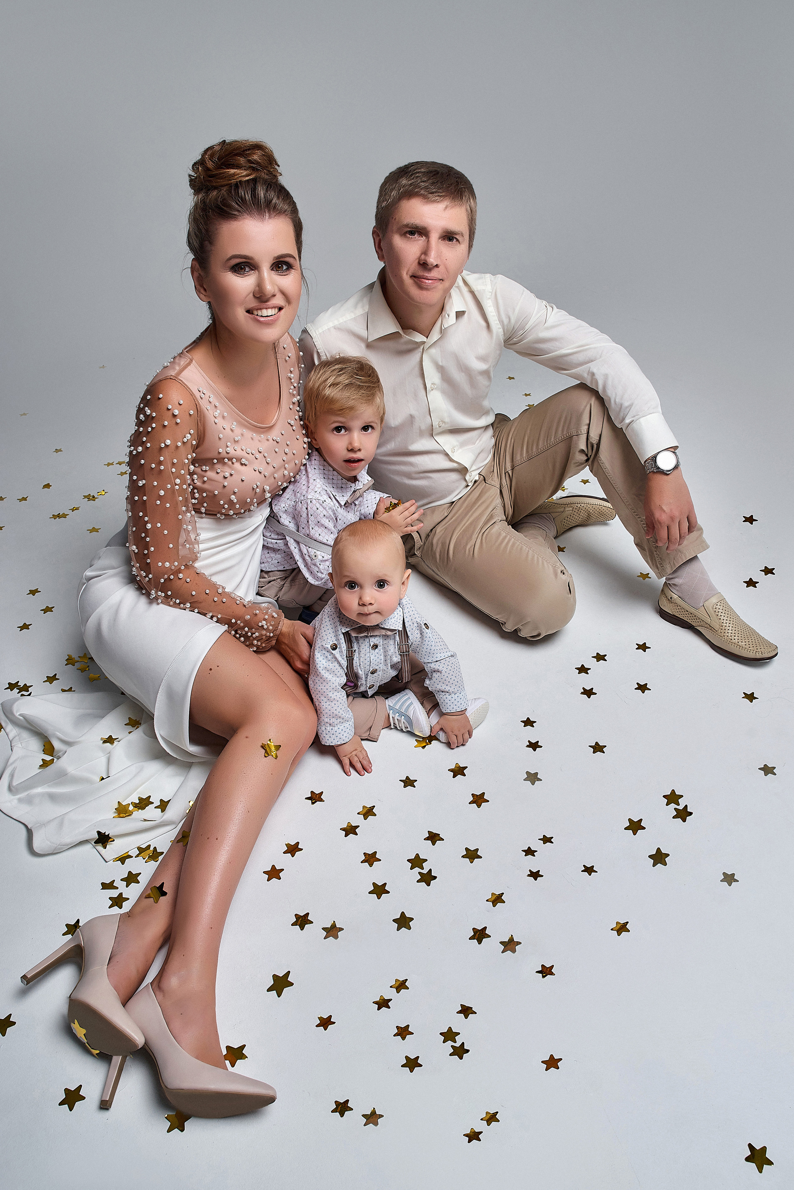 Семейная фотосессия в студии / дома. Семейный и детский фотограф Катерина Рожкова