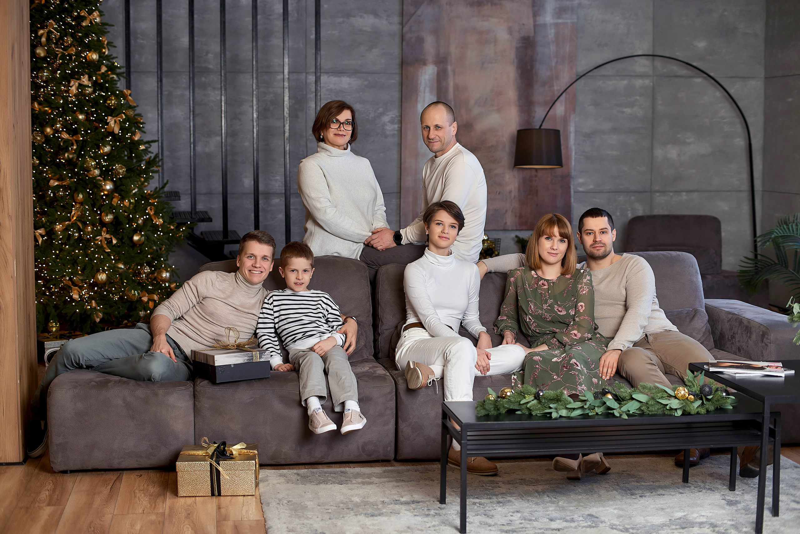 Семейная фотосессия в студии / дома. Семейный и детский фотограф Катерина Рожкова