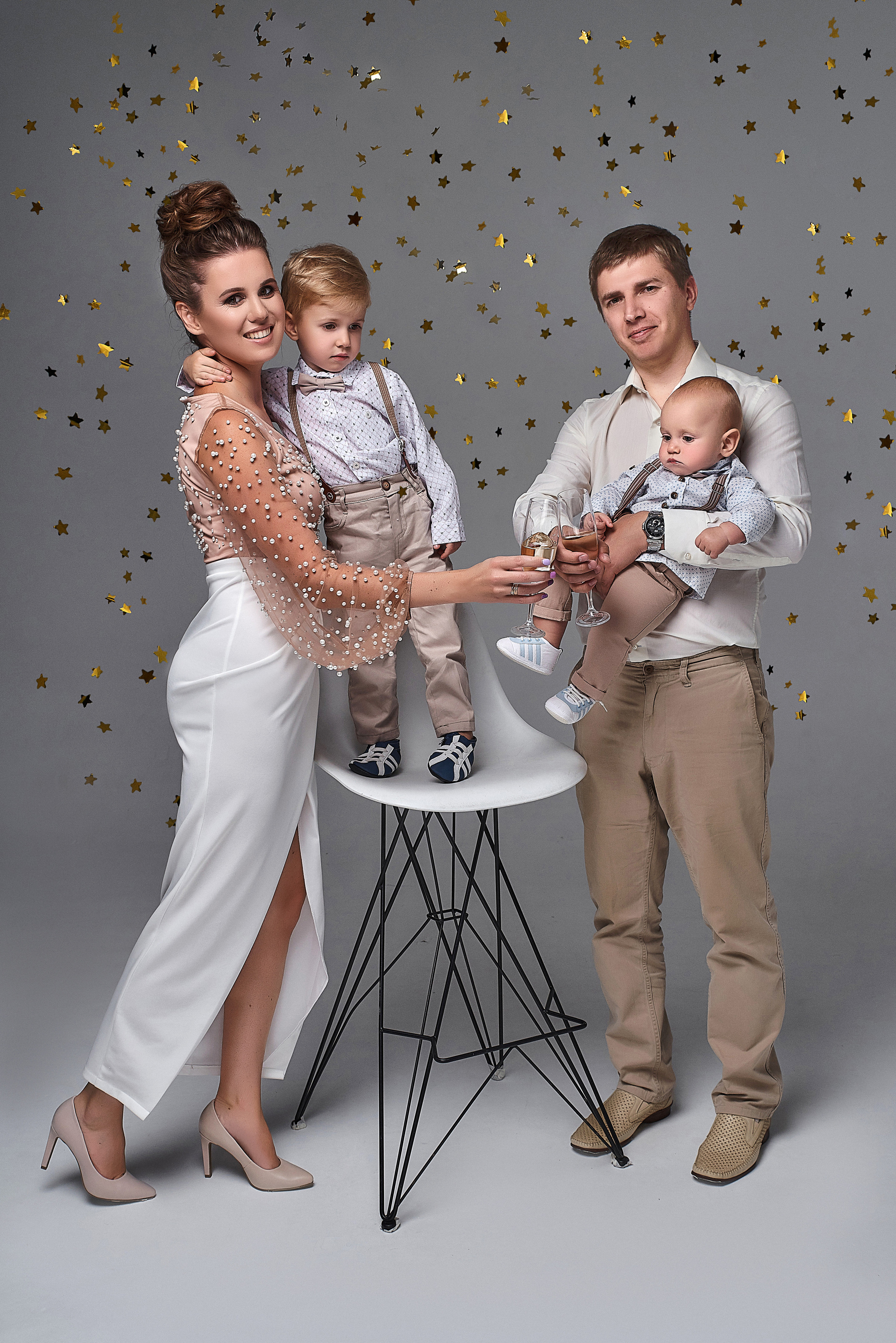 Семейная фотосессия в студии / дома. Семейный и детский фотограф Катерина Рожкова