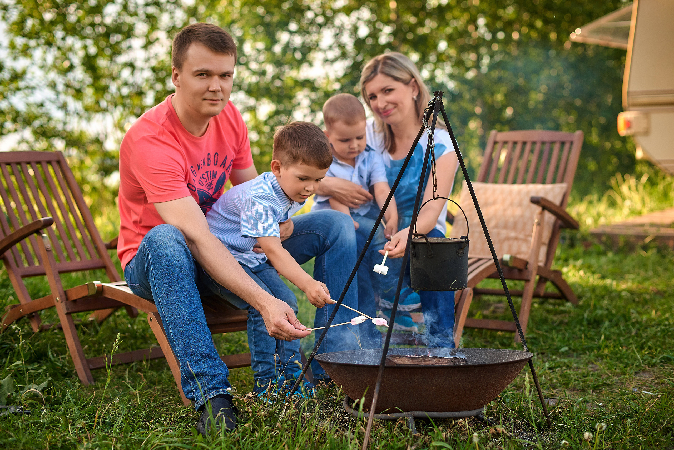 Семейная фотосессия на природе. Семейный и детский фотограф Катерина Рожкова