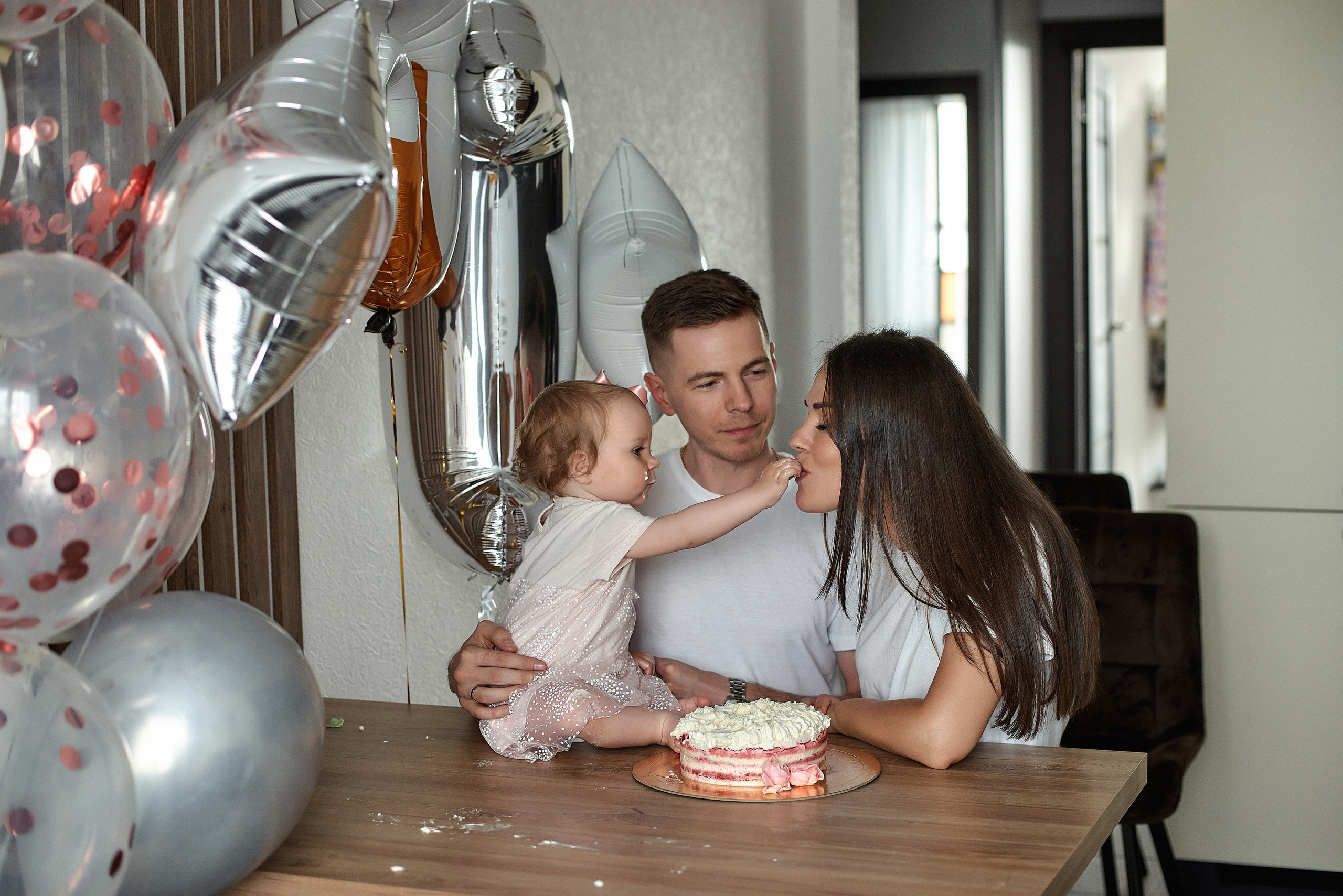 Семейная фотосессия в студии / дома. Семейный и детский фотограф Катерина Рожкова