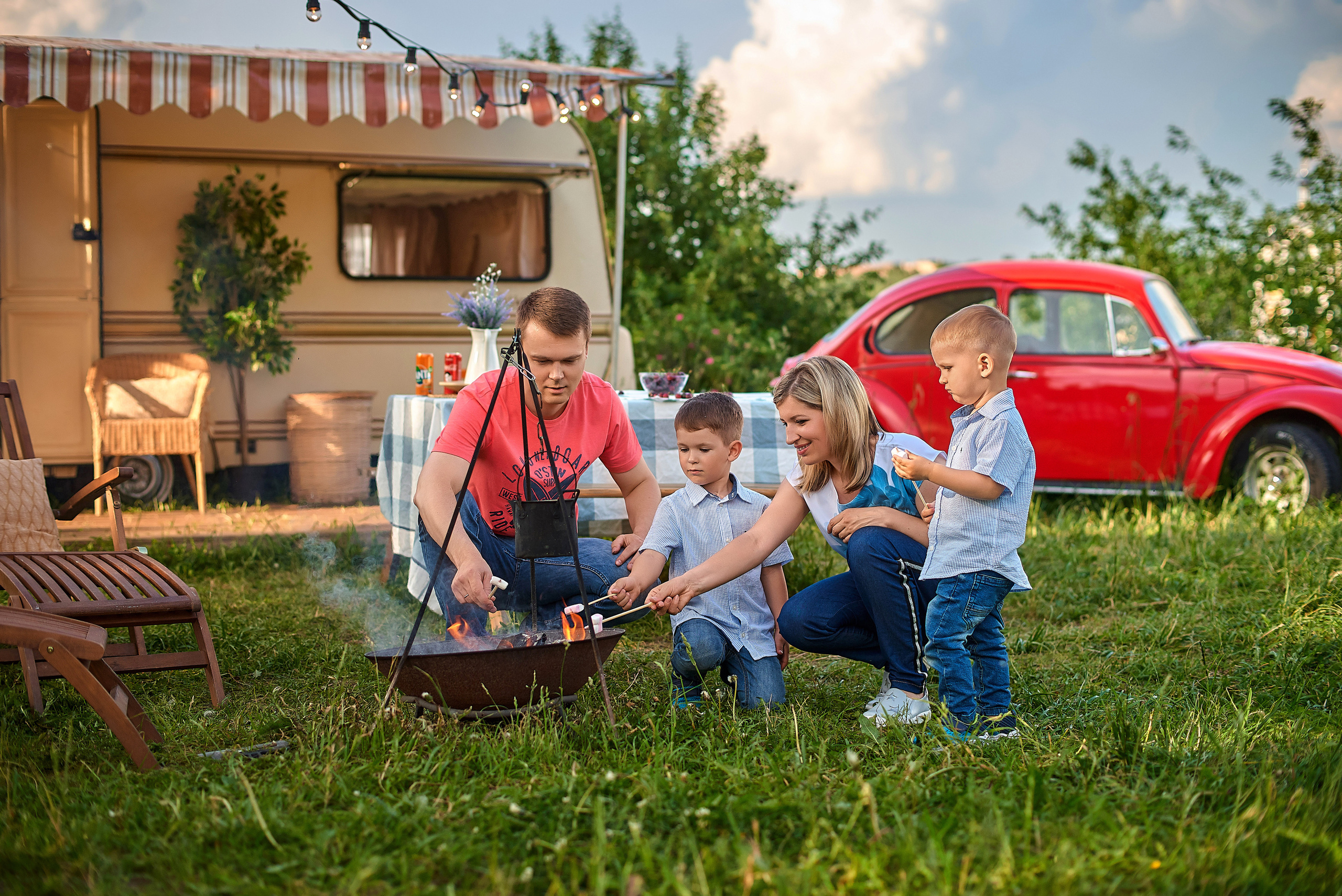 Семейная фотосессия на природе. Семейный и детский фотограф Катерина Рожкова