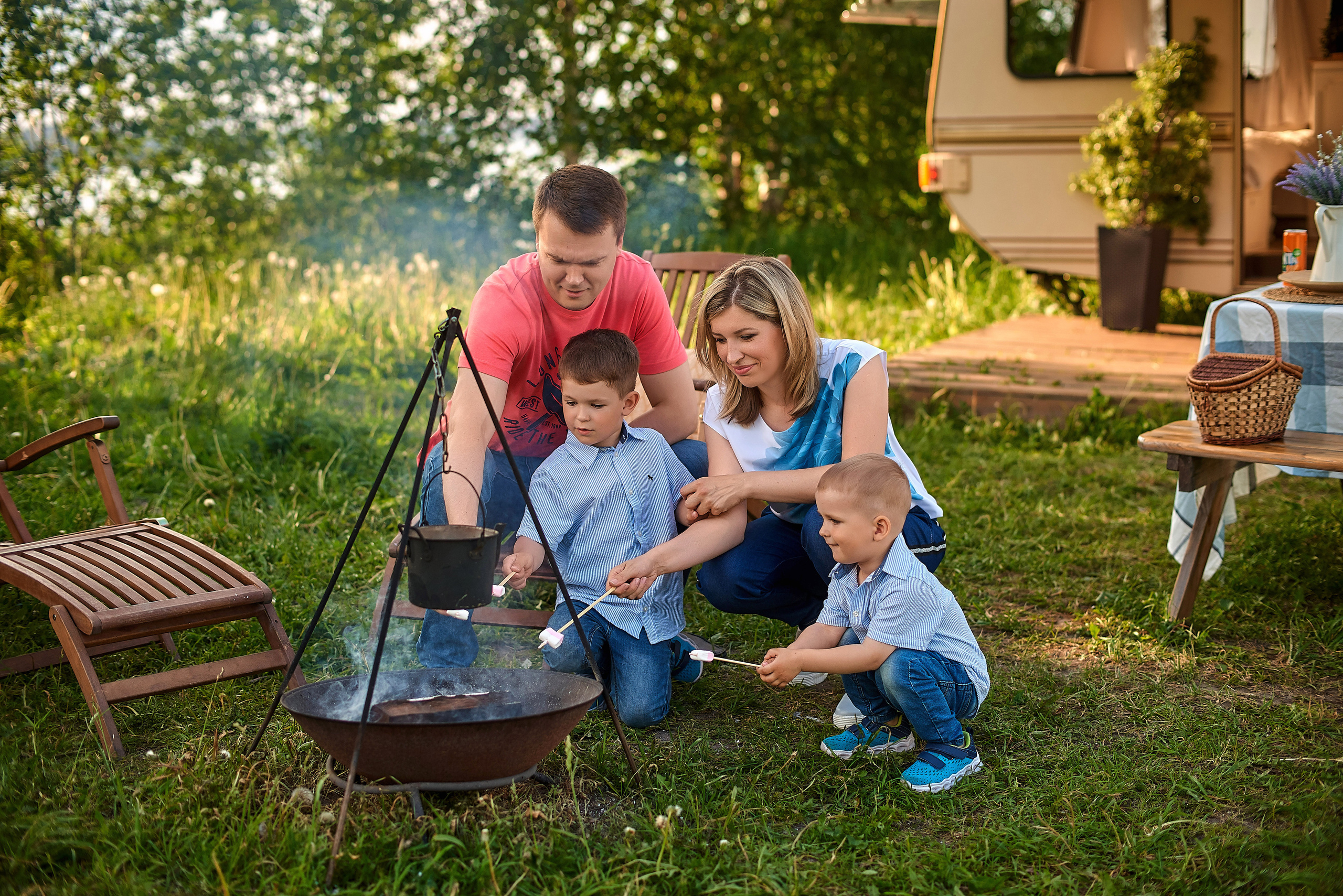 Семейная фотосессия на природе. Семейный и детский фотограф Катерина Рожкова