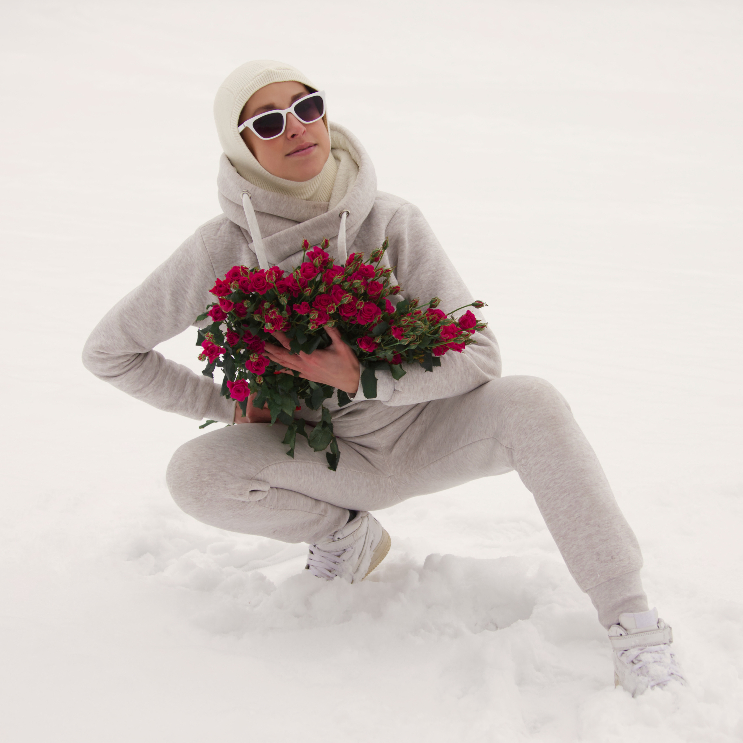 Зимняя фотосессия для девушки — яркие идеи