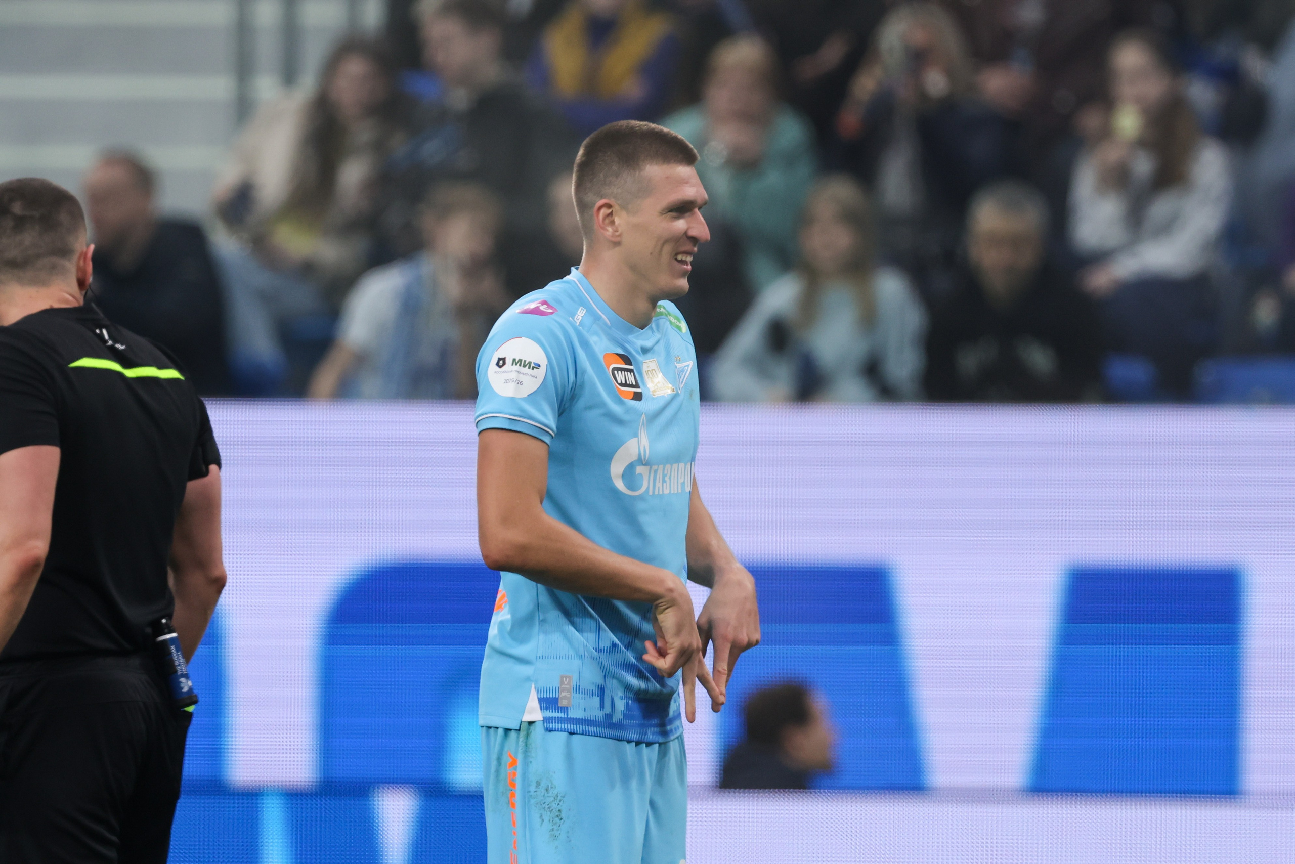 ФК «Зенит» — ФК «Крылья советов». Спортивный и репортажный фотограф Антон Тереханов