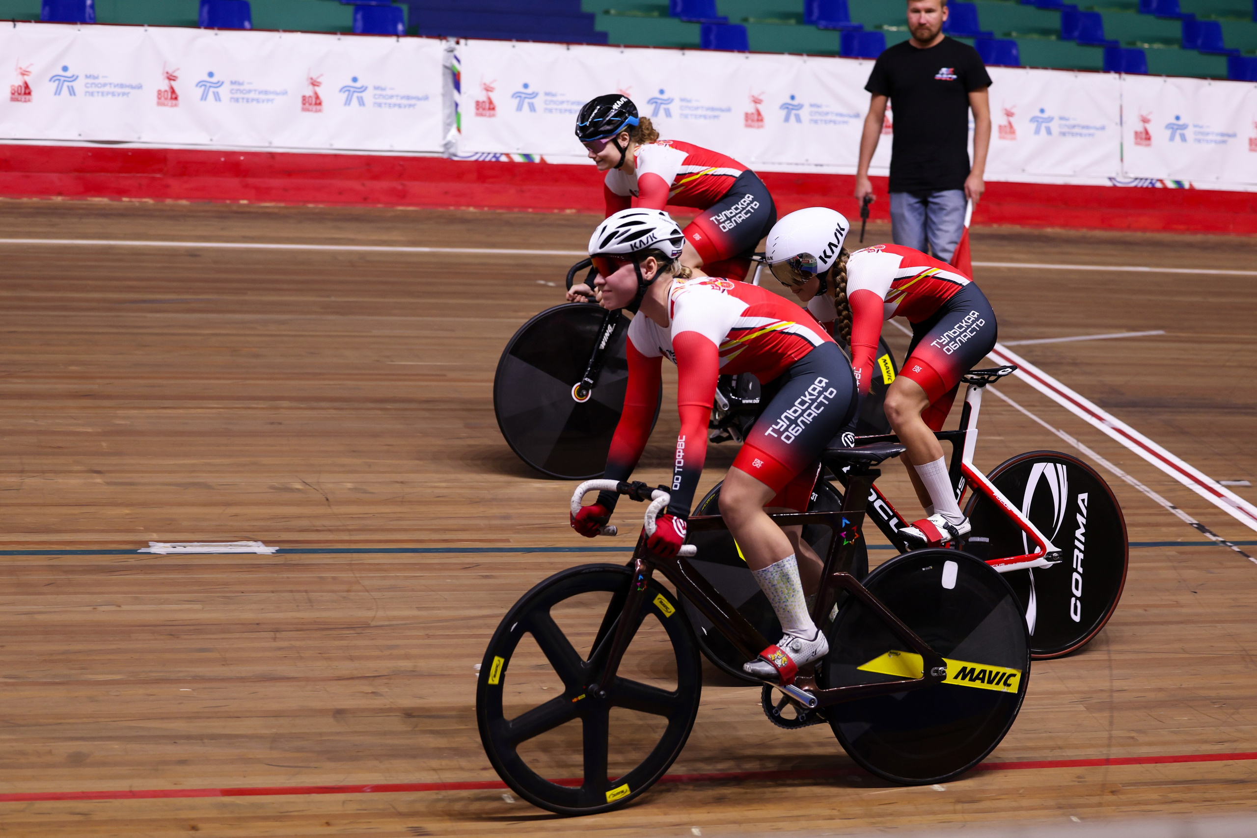 Первенство России по велосипедному спорту «трек» 16.10.2025. Спортивный и репортажный фотограф Антон Тереханов