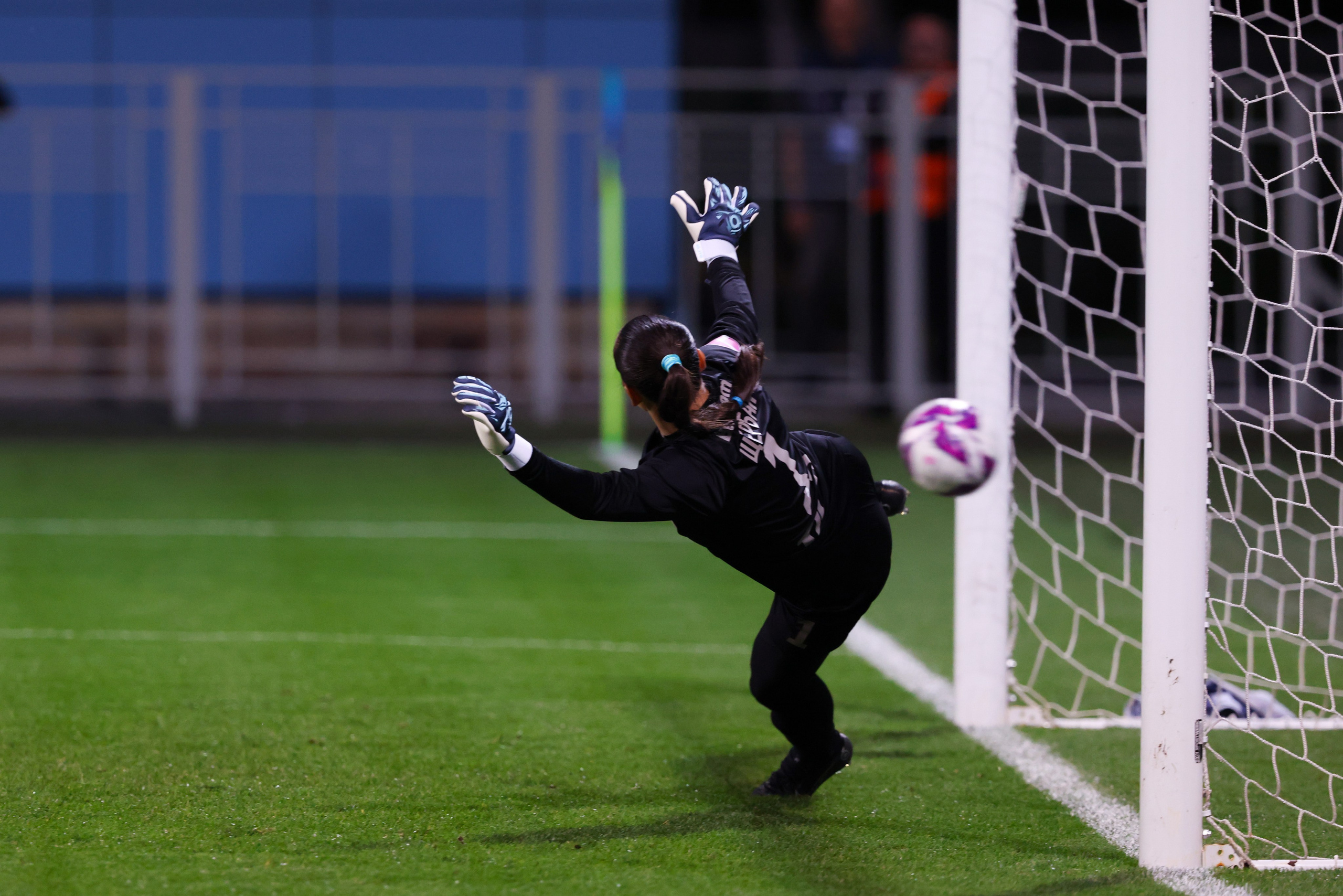 ЖФК «Зенит» — ЖФК «Локомотив» Москва Winline Кубок России 13.09.2025. Спортивный и репортажный фотограф Антон Тереханов