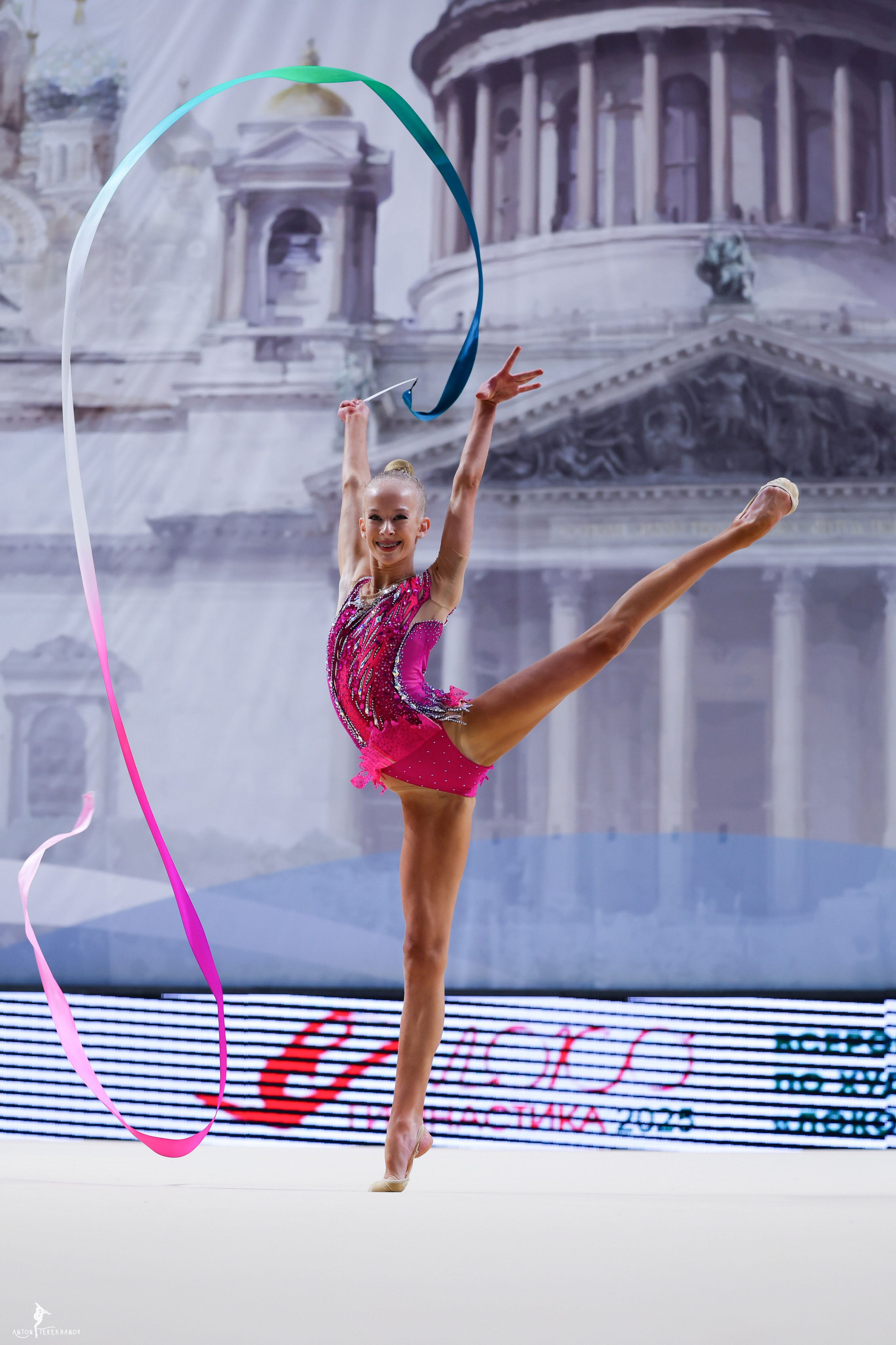 Локогимнастика 2025 11-13.04.2025. Спортивный и репортажный фотограф Антон Тереханов