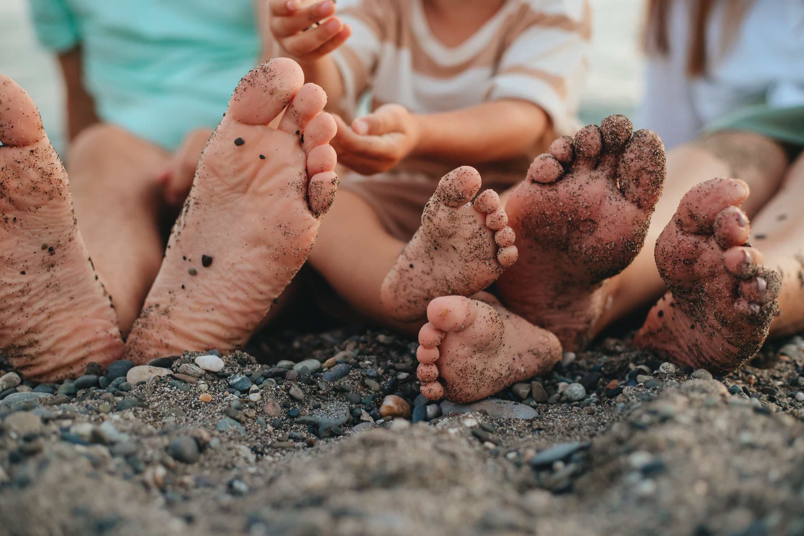 На берегу моря. Семейный и свадебный фотограф Сочи Адлер Сириус Красная поляна