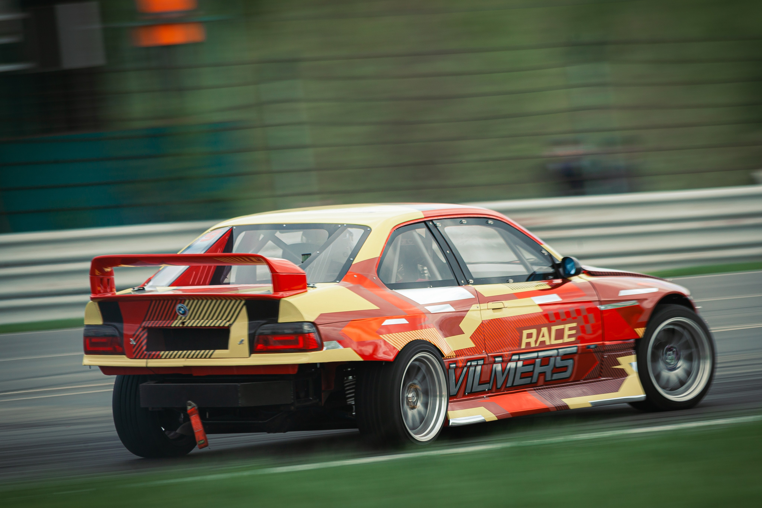 Открытие сезона NotDaily 2024. Леонид Рябов — фотограф в Нижнем Новгороде