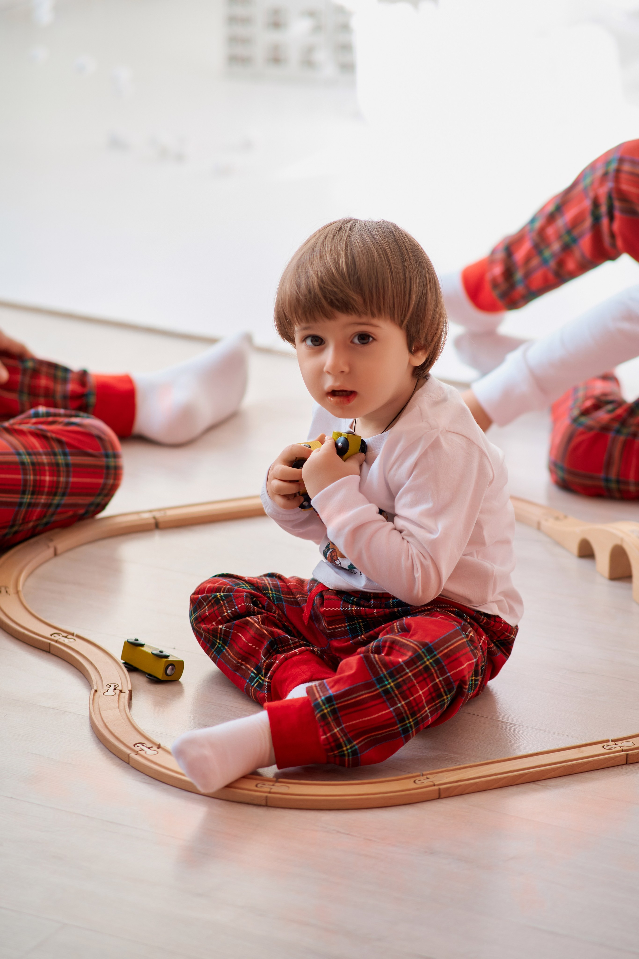 Новогодняя семейная фотосессия в студии Сова. Фотограф Таганрог Анна Трайжон