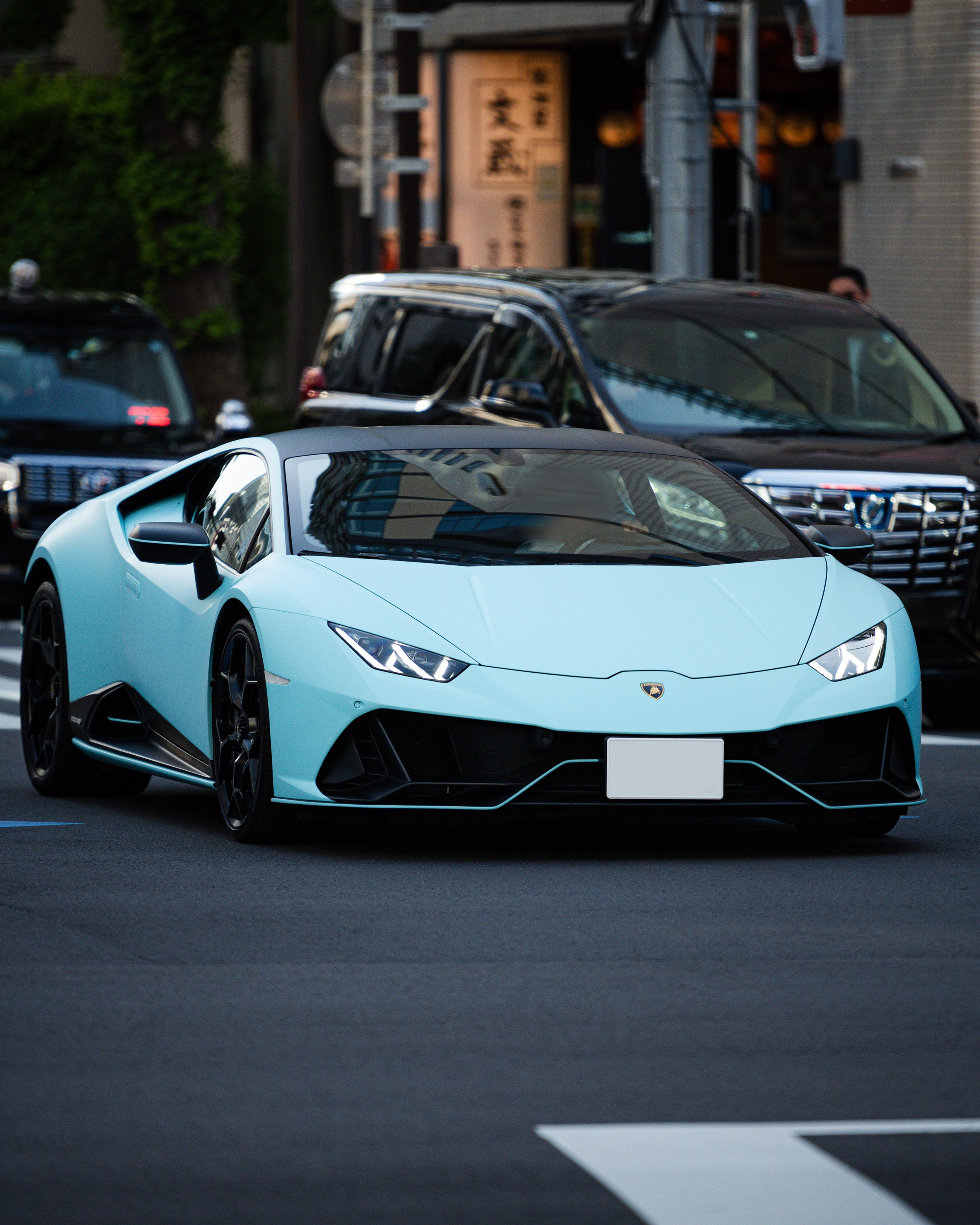 Cars in Tokyo. Photographer in Tokyo Anatolii Ozarto