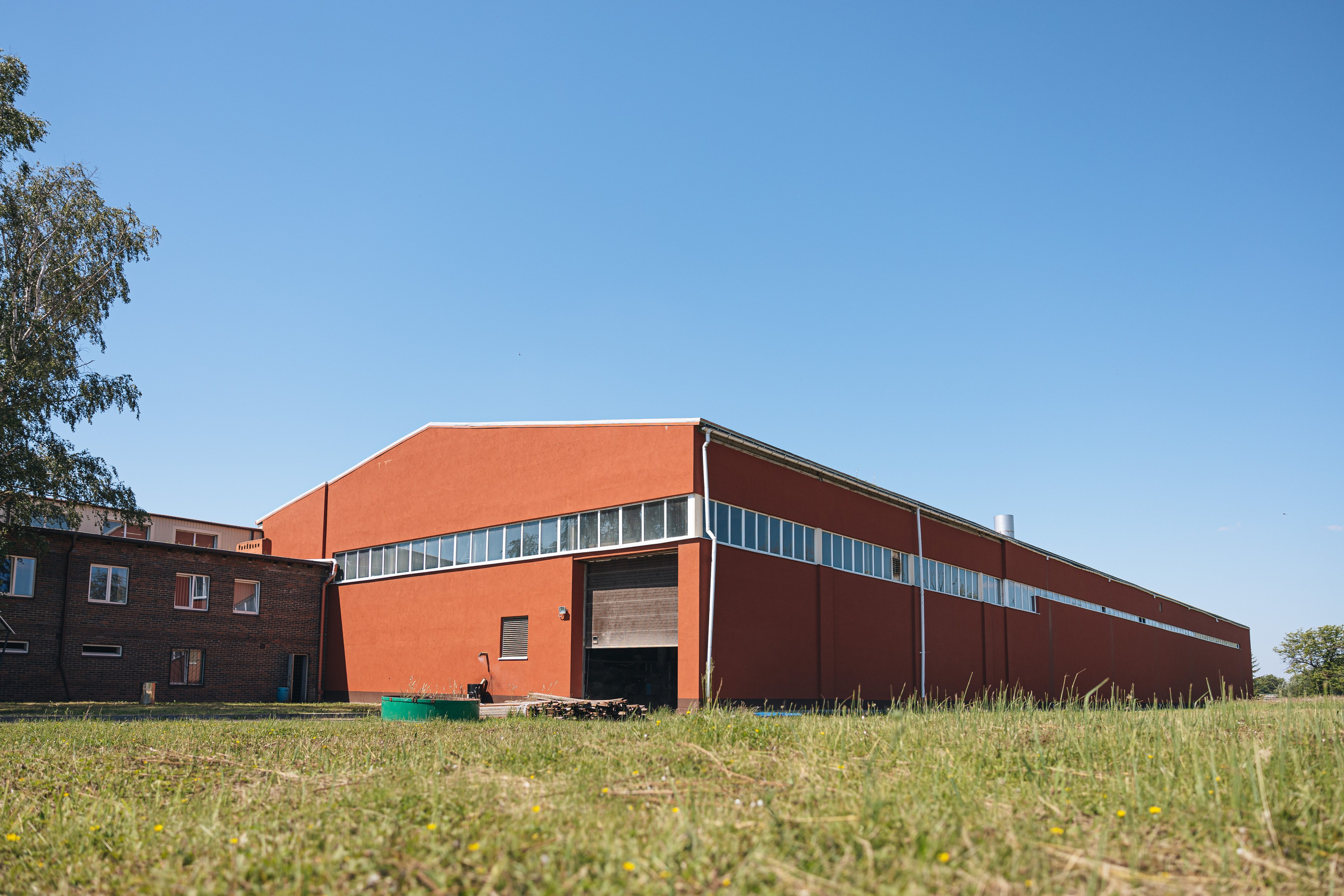 BKK. The content is a survey of the factory. KRIS KRUPINNIKOVA