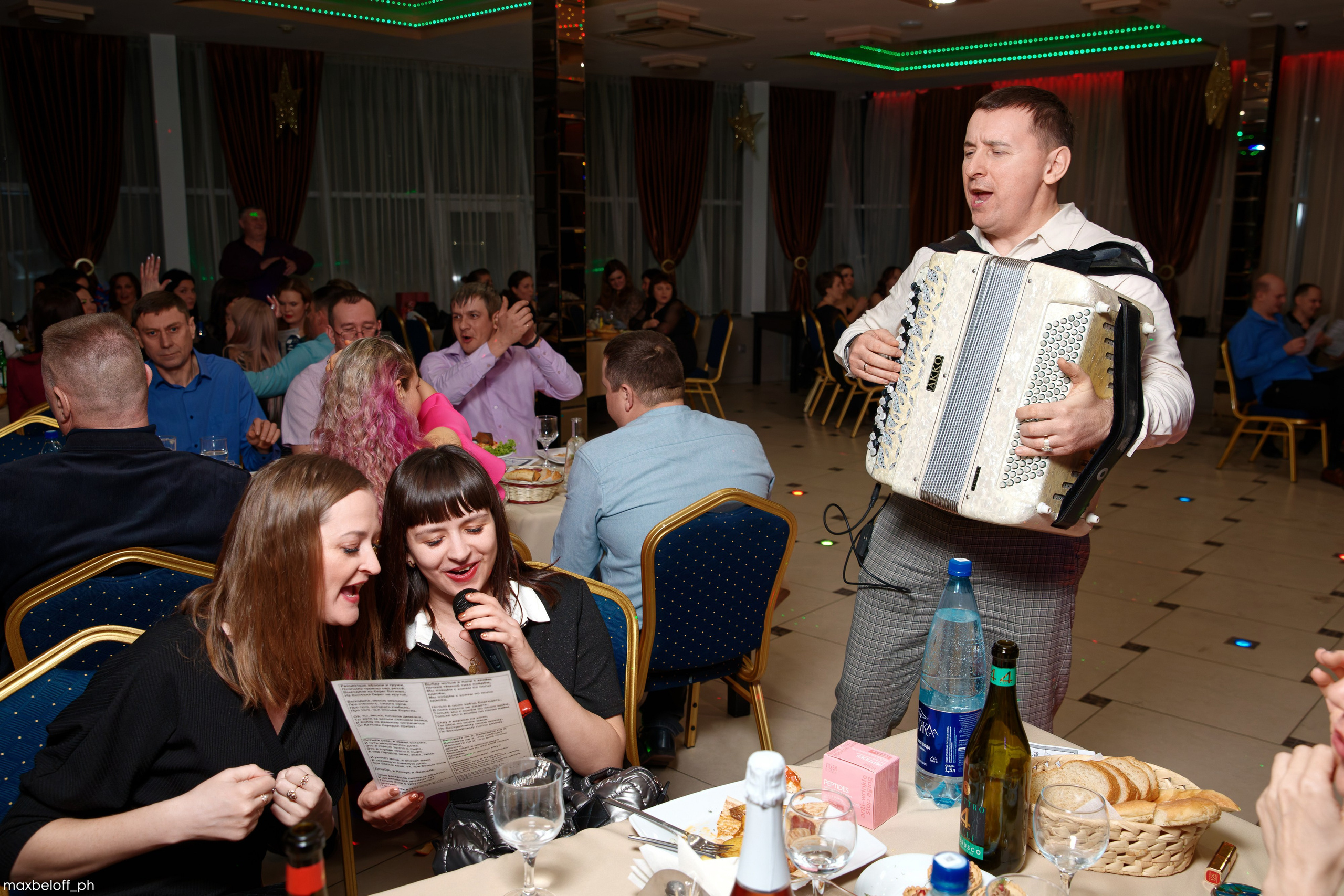 Кристалл. Семейный фотограф — Макс Белогрудов