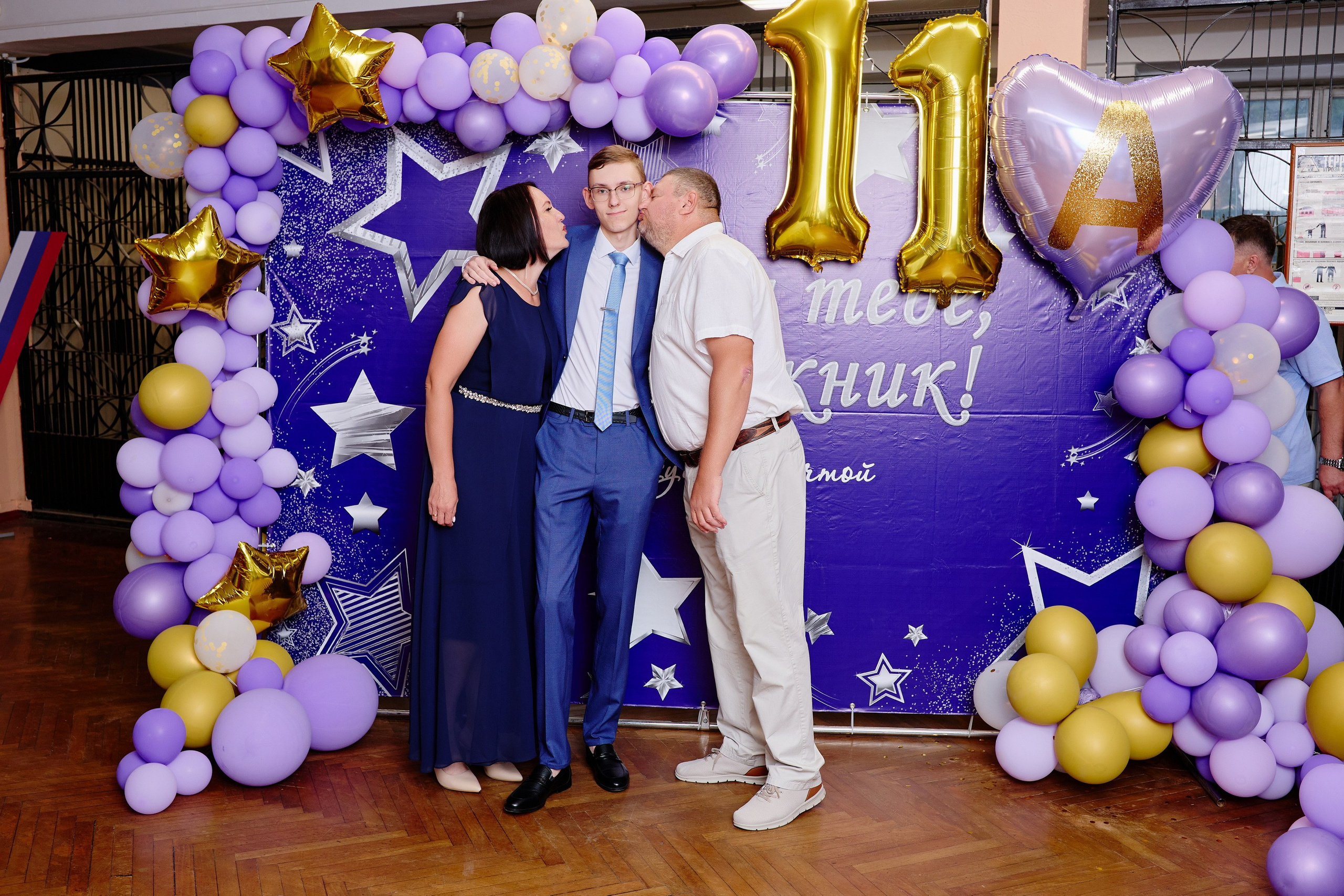 Выпускной 35 Сош. Фотограф Выпускные альбомы Таганрог Сергей Коробченко