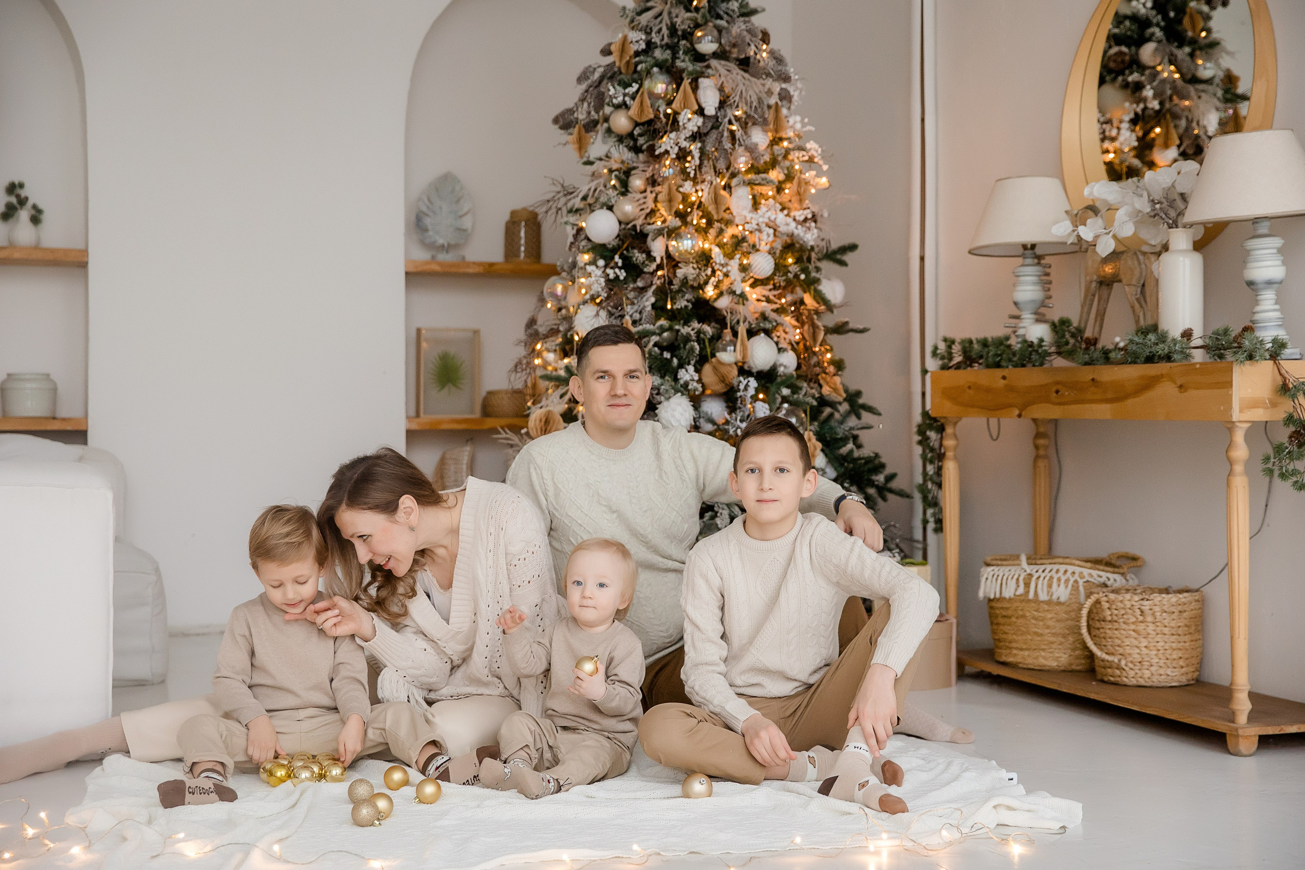 Нескучная новогодняя фотосессия — приношу весь инвентарь с собой. Семейный и детский фотограф в Москве Вера Ускова