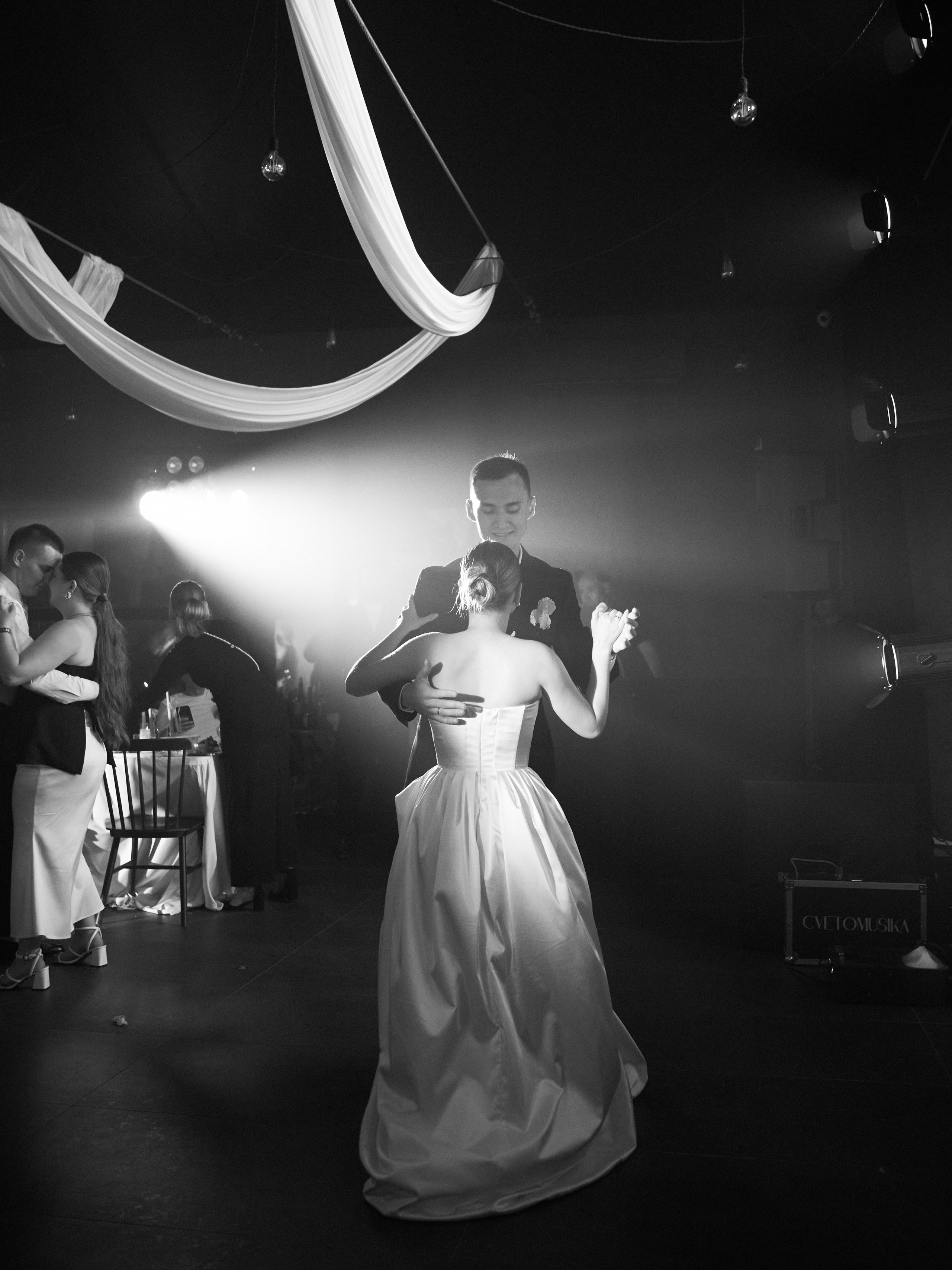 СЕГОДНЯ ТОЛЬКО ПО ЛЮБВИ. Свадебный фотограф Анна Чащухина