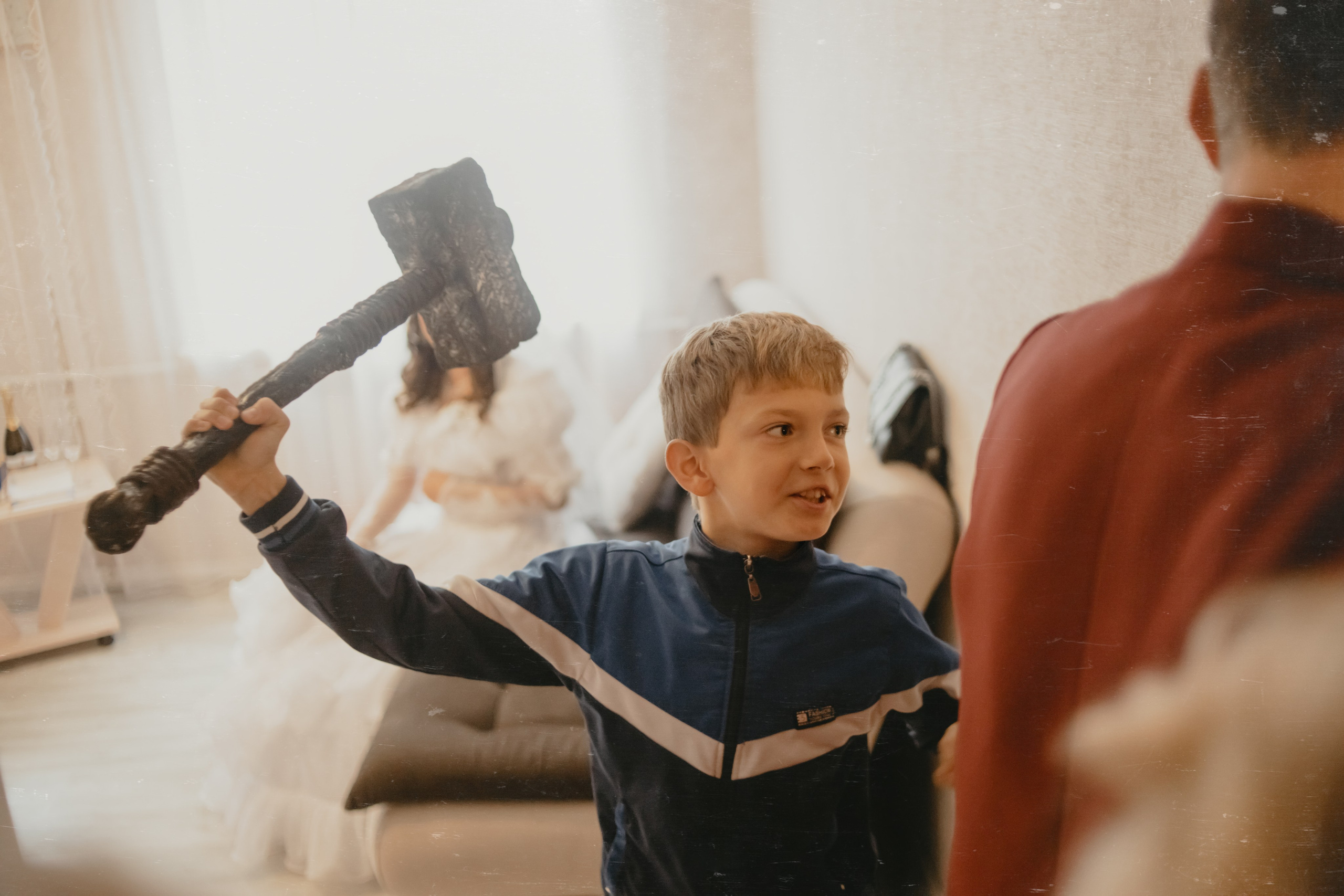 Свадебная фотосессия в стиле 90-х. Свадебный и семейный фотограф в Краснодарском крае Мария Данилкина