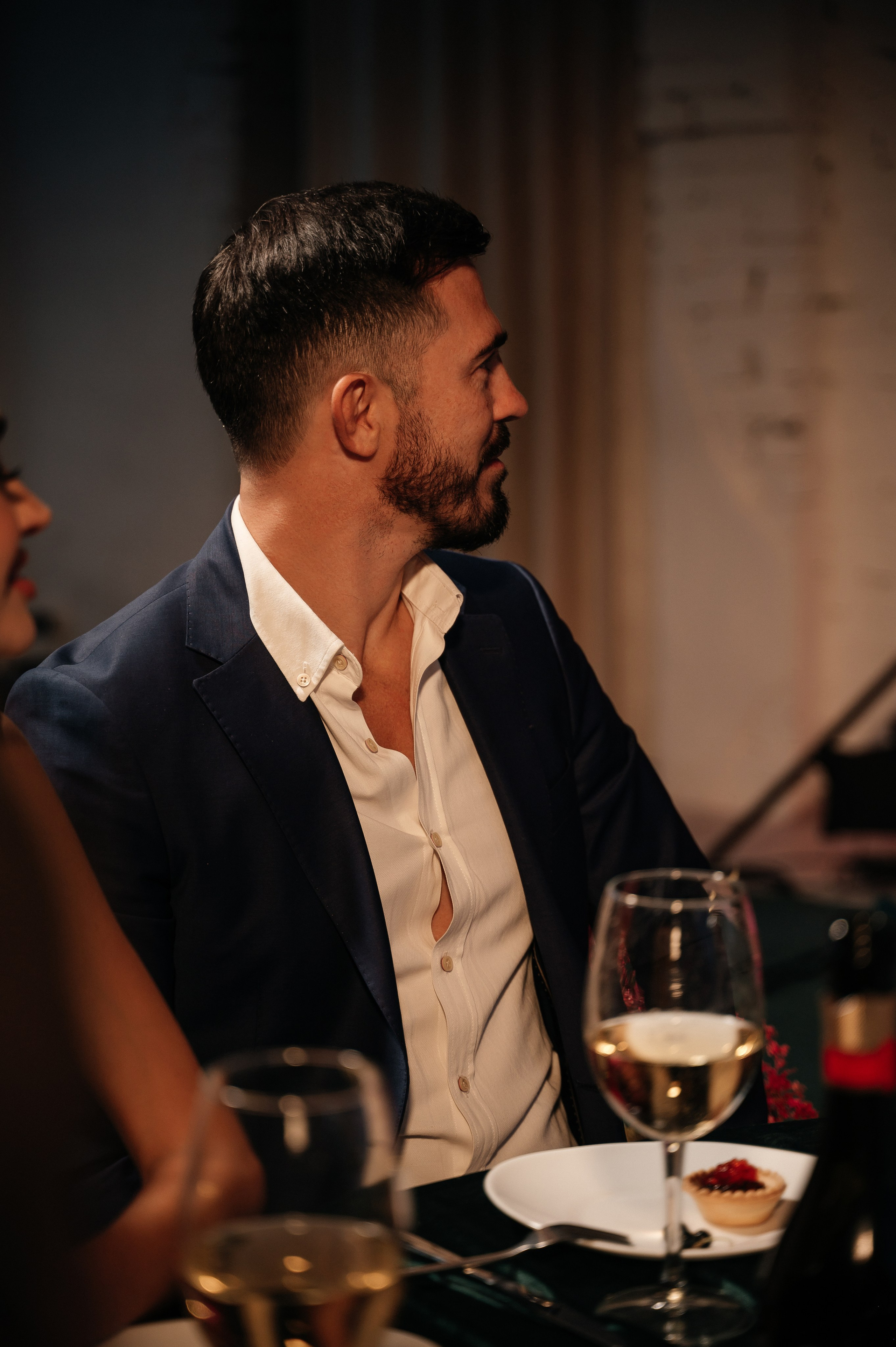 Красные линии. Свадебный и семейный фотограф в Красноярске Виктория Тимонина