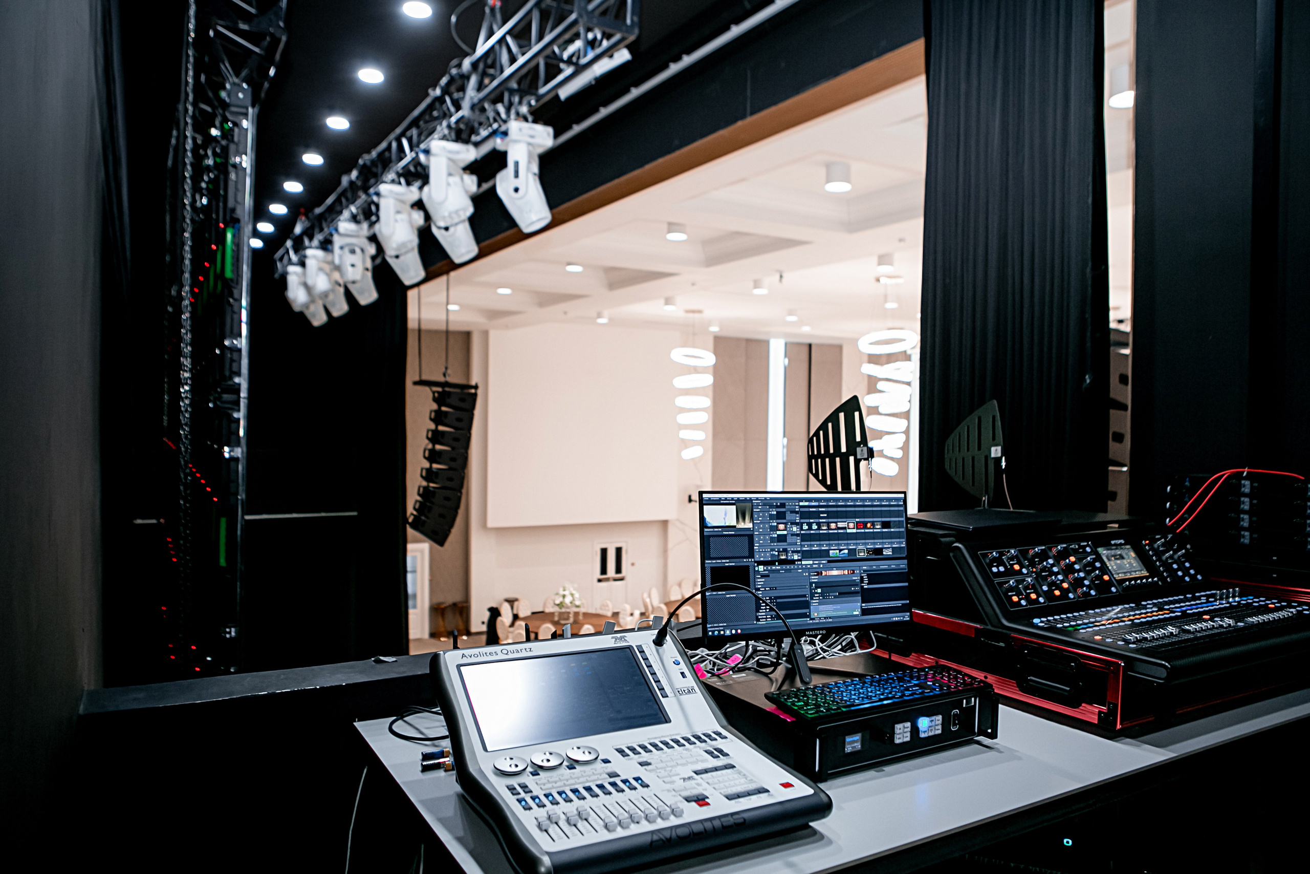 Банкетный зал Grand Holl. Контент фотограф, съемка для маркетплейсов, фуд съемка и репортажи в Новосибирске Ралия Галеева