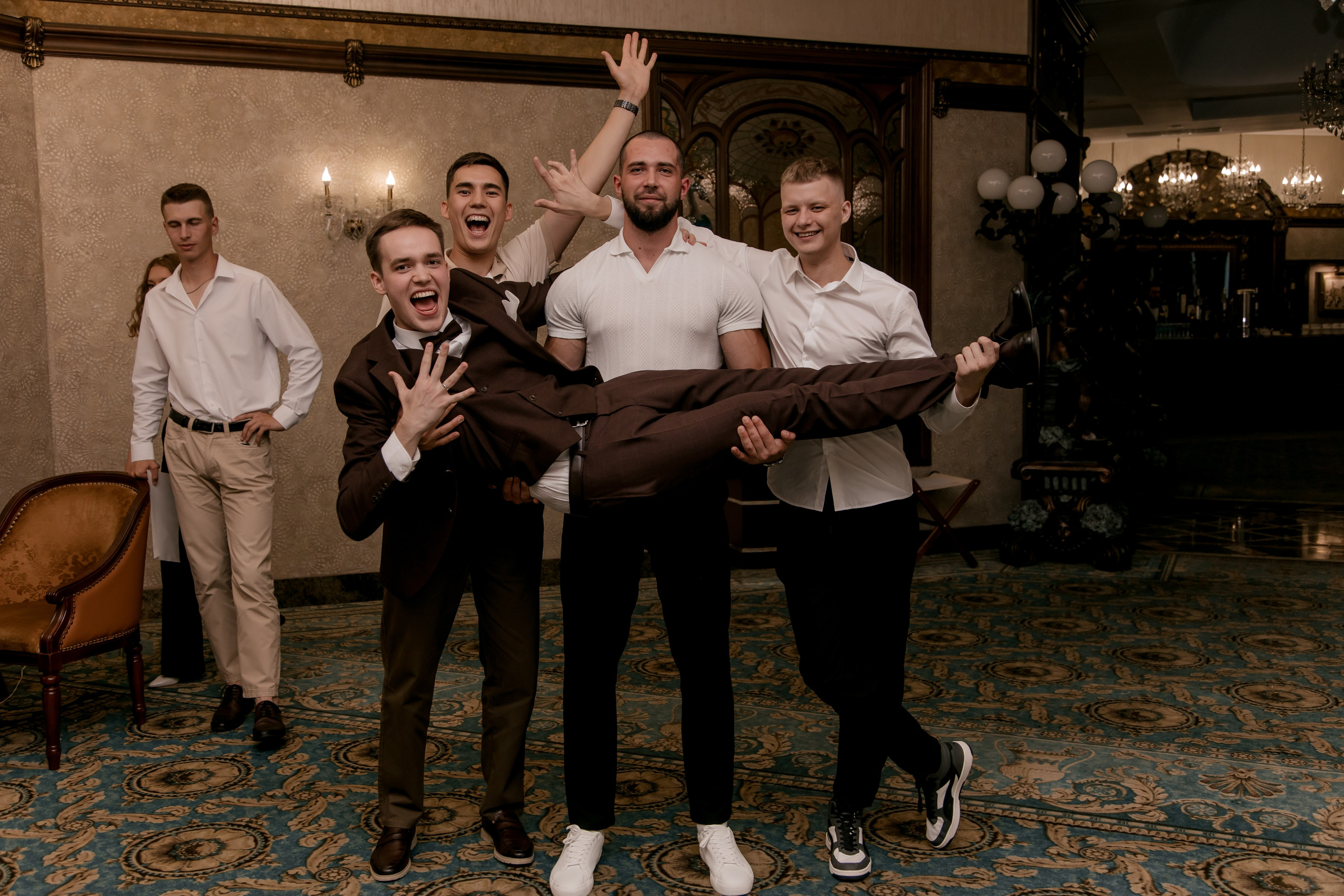 Александра и Арсений. Свадебный фотограф Челябинск