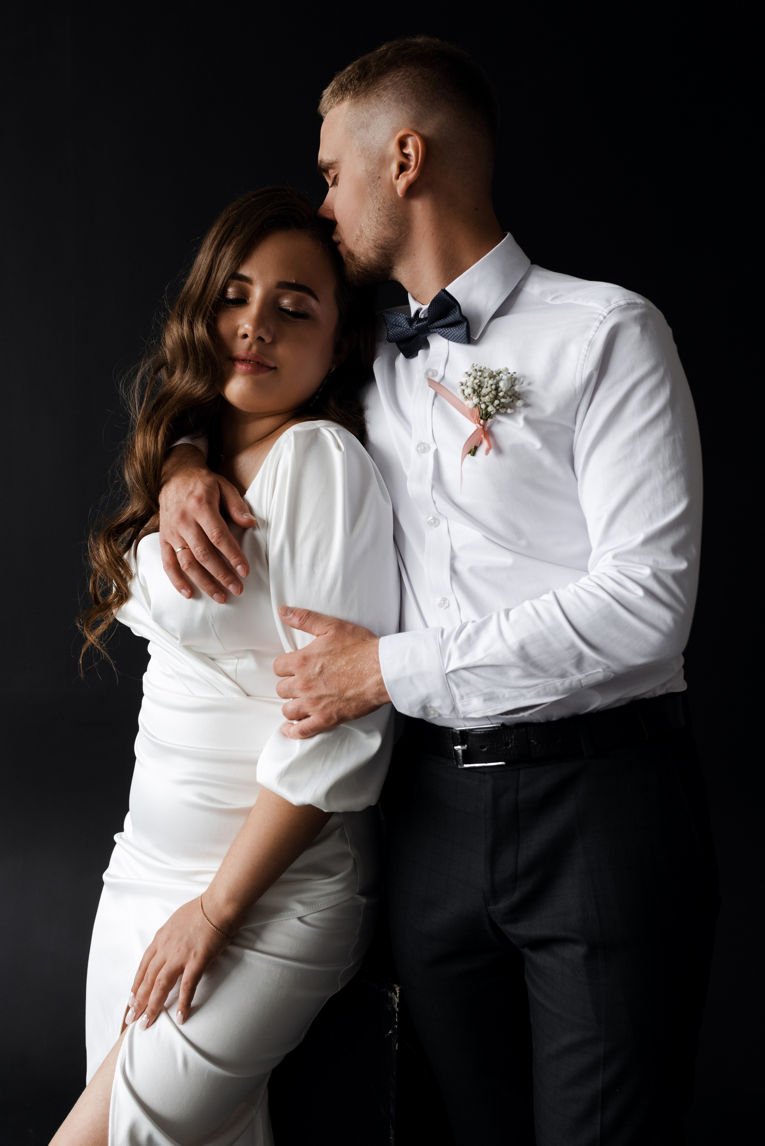 Свадебная фотосъемка в фотостулии. Фотограф в Уфе Комягина Анастасия