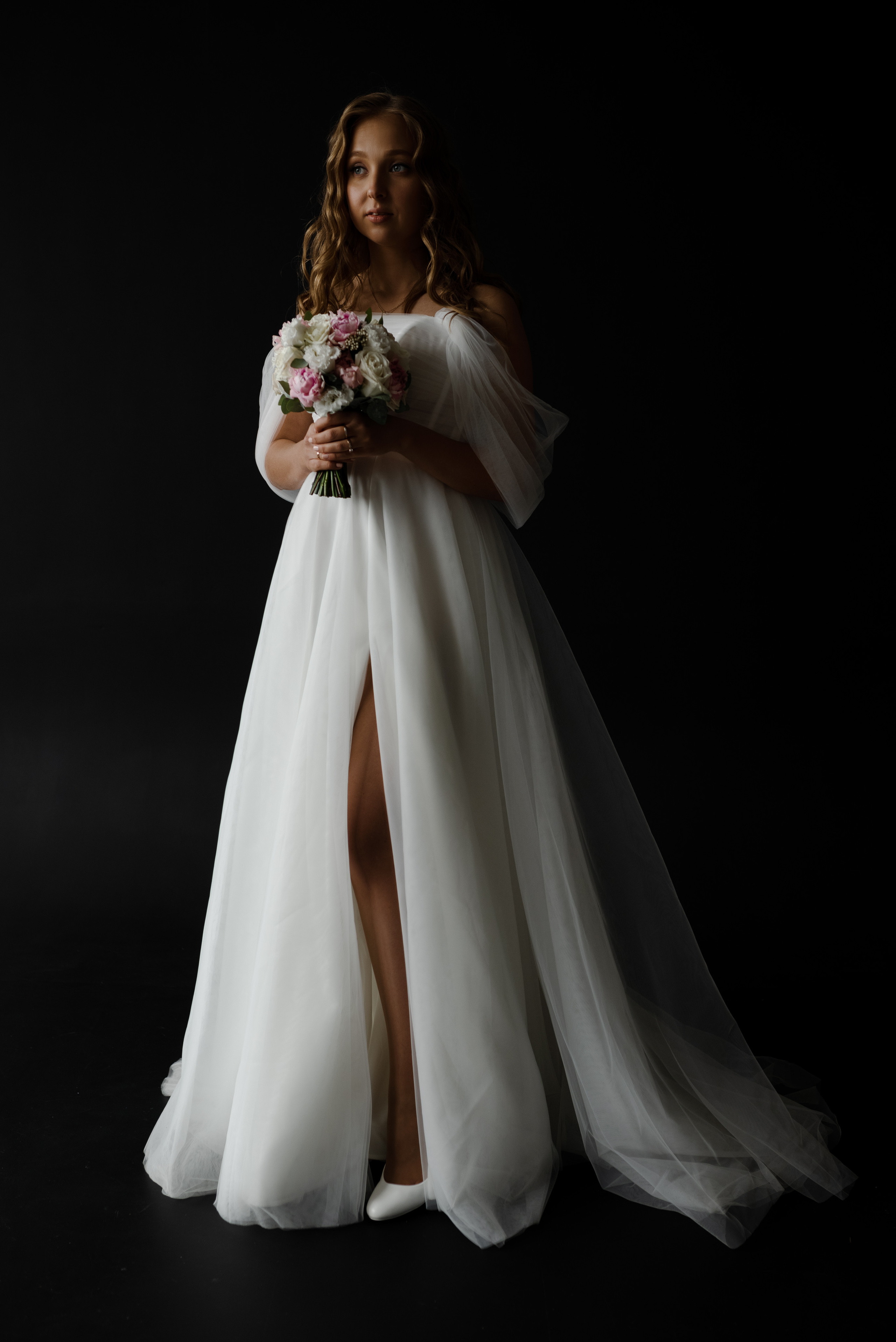 Свадебная фотосессия в центре Уфы. Фотограф в Уфе Комягина Анастасия