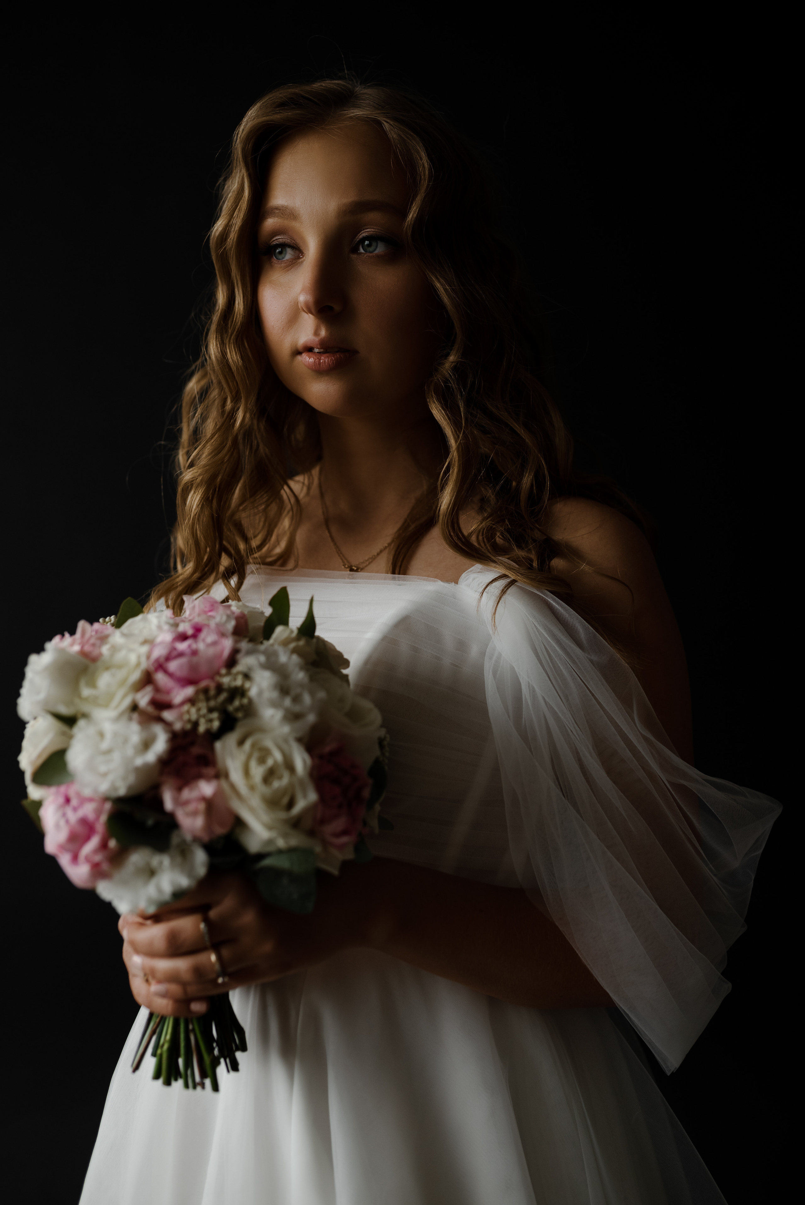 Свадебная фотосессия в центре Уфы. Фотограф в Уфе Комягина Анастасия