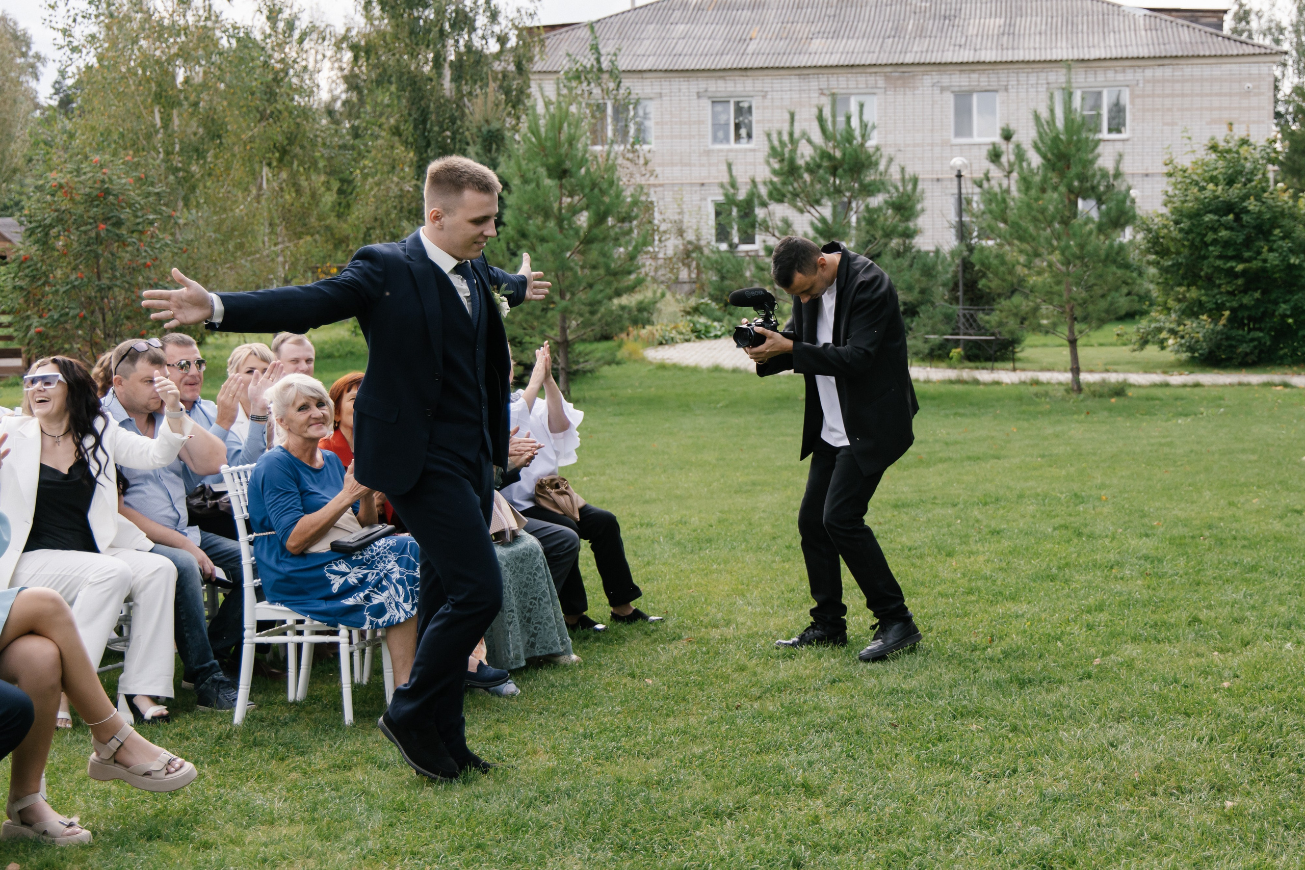 Ксения и Антон (полный день). Фотограф в Барнауле Юлия Садвокасова