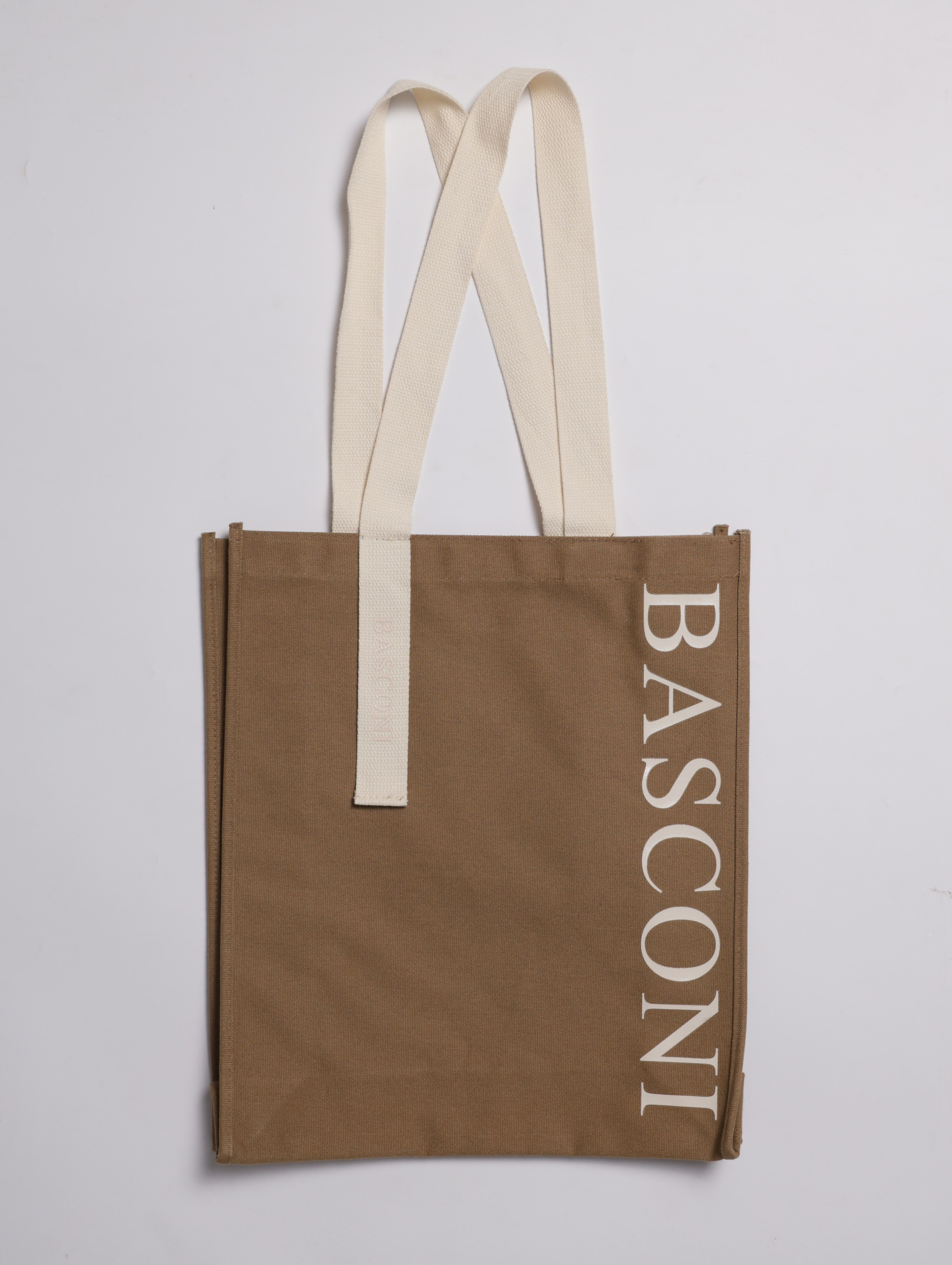 Шоперы. Предметный фотограф Артём Йома