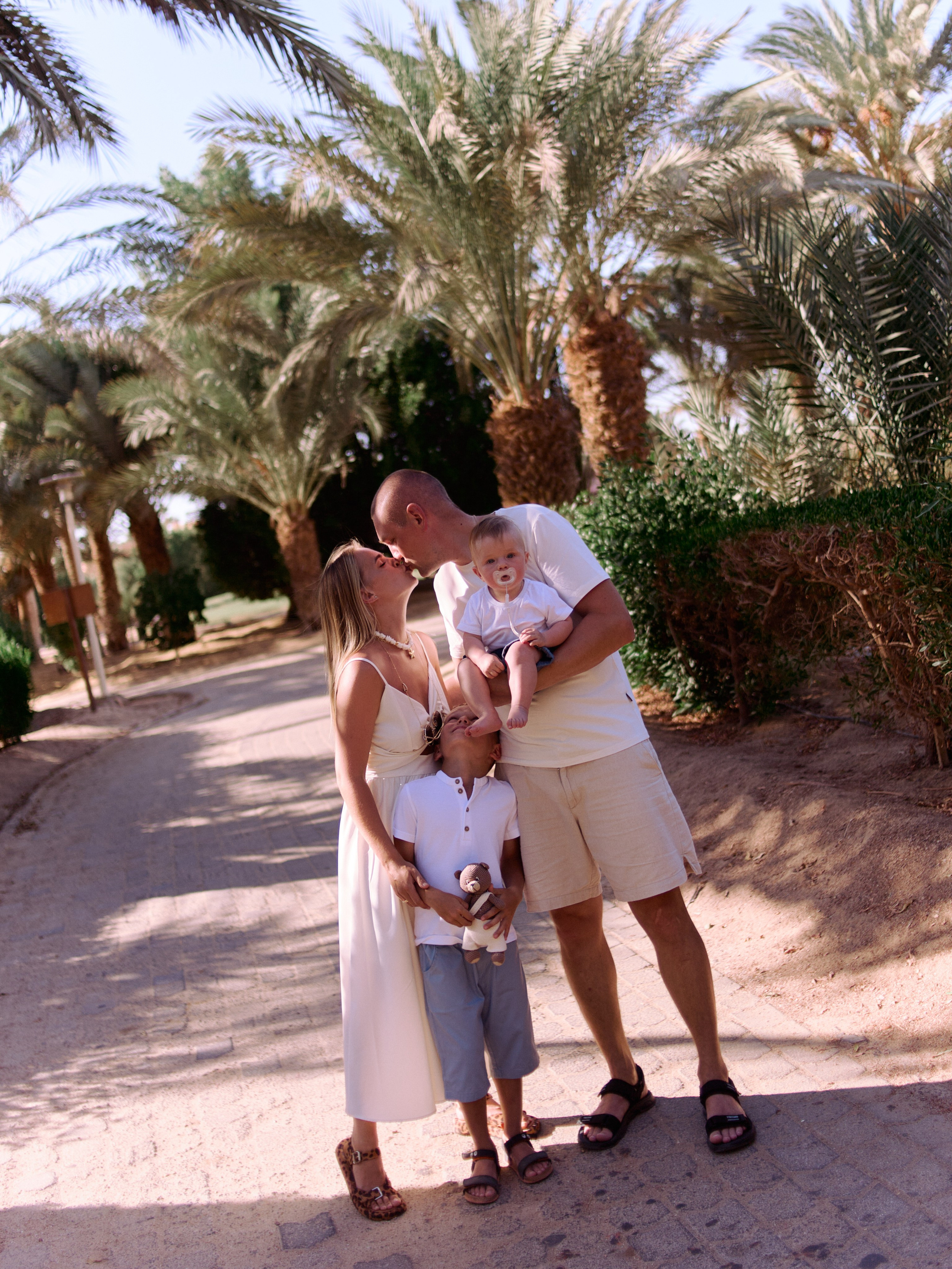 Для семейной съёмки. Jorgis Talè — photographer, kind person, teacher of arts and other mag