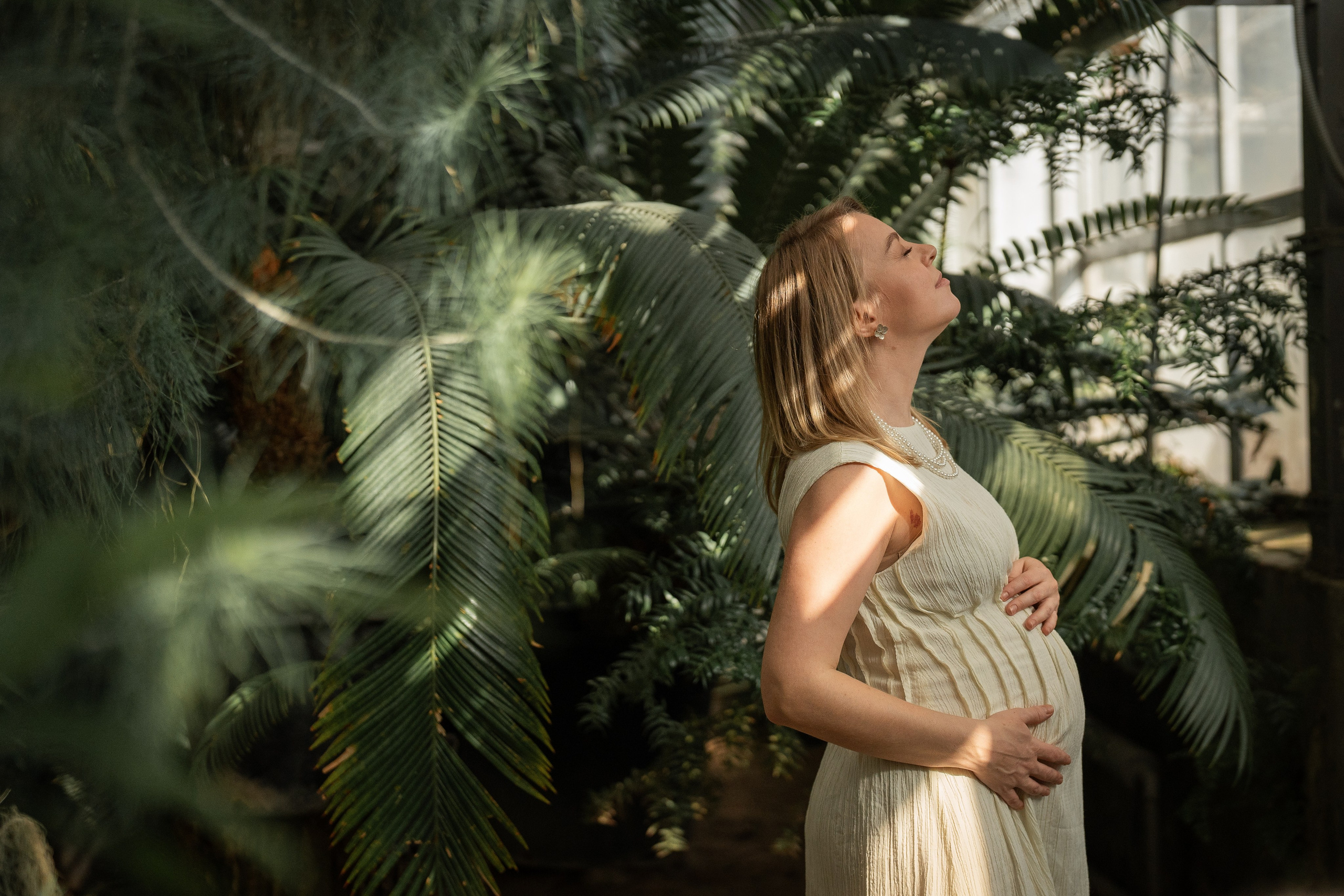 Василек с мамой. Фондовая оранжерея. Семейный и детский фотограф в Сергиев Посаде, Хотьково Якимчук Любовь